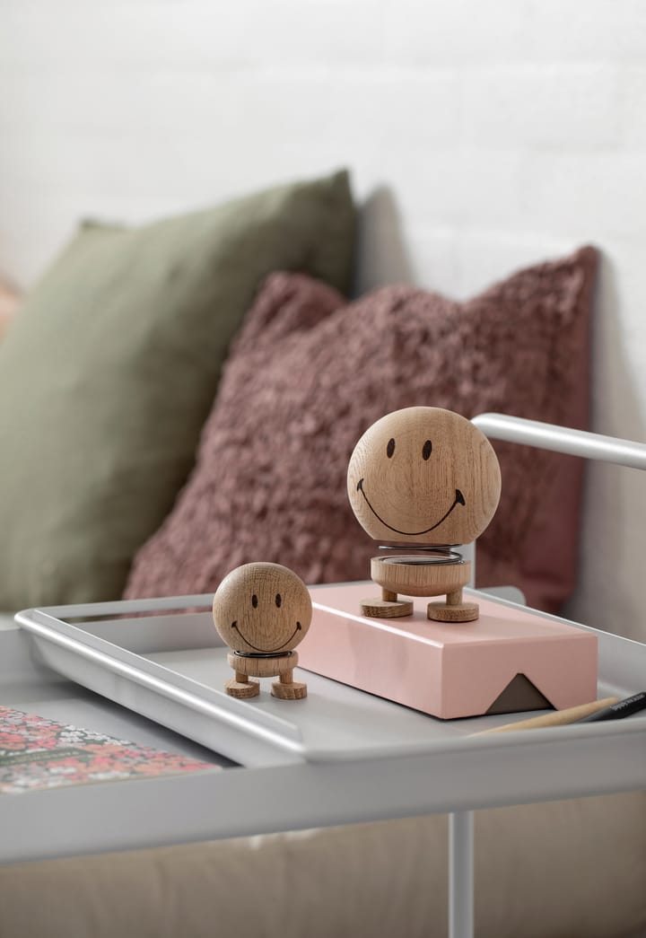 Hoptimist Smiley S figur, Raw oak Hoptimist