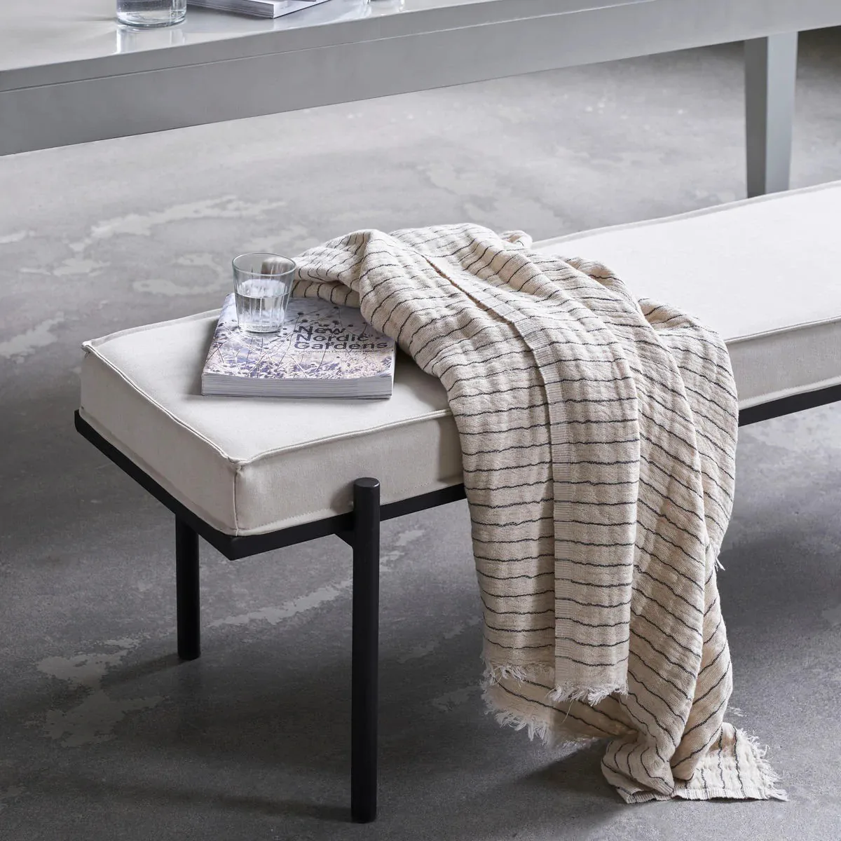 Alice stripe plaid 140x200 cm, Mørkegrå House Doctor