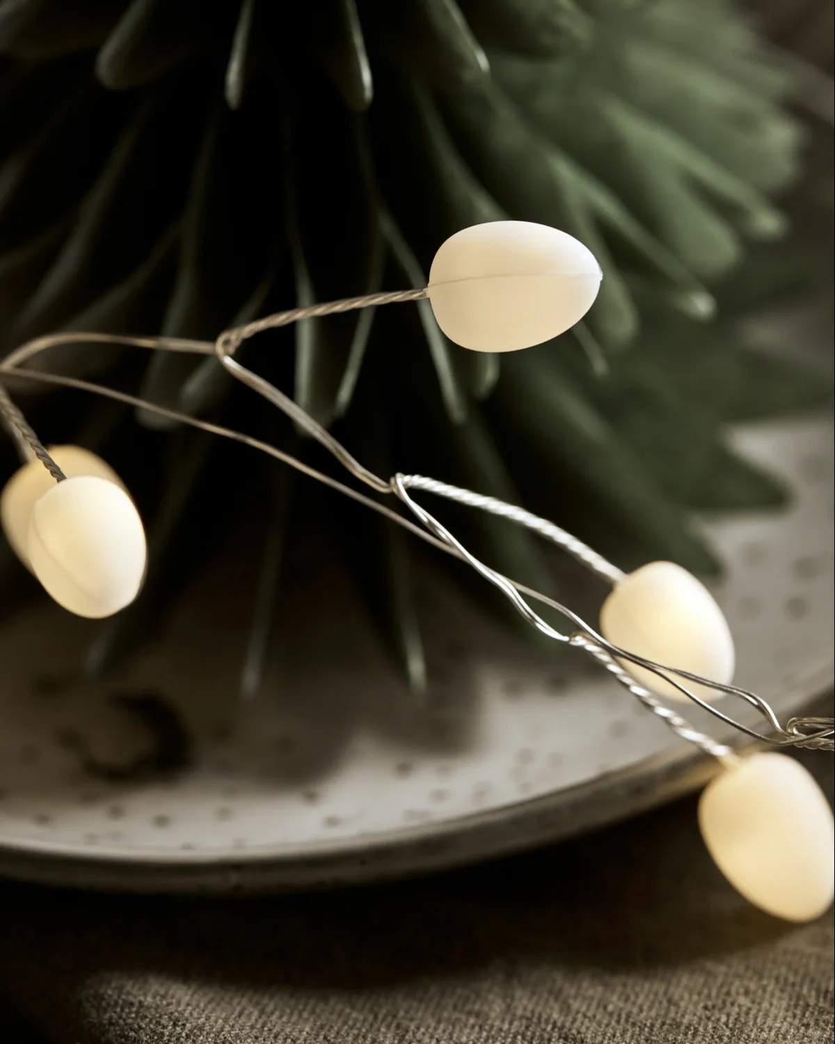 Cher lyskæde 250 cm, Hvid-sølv House Doctor