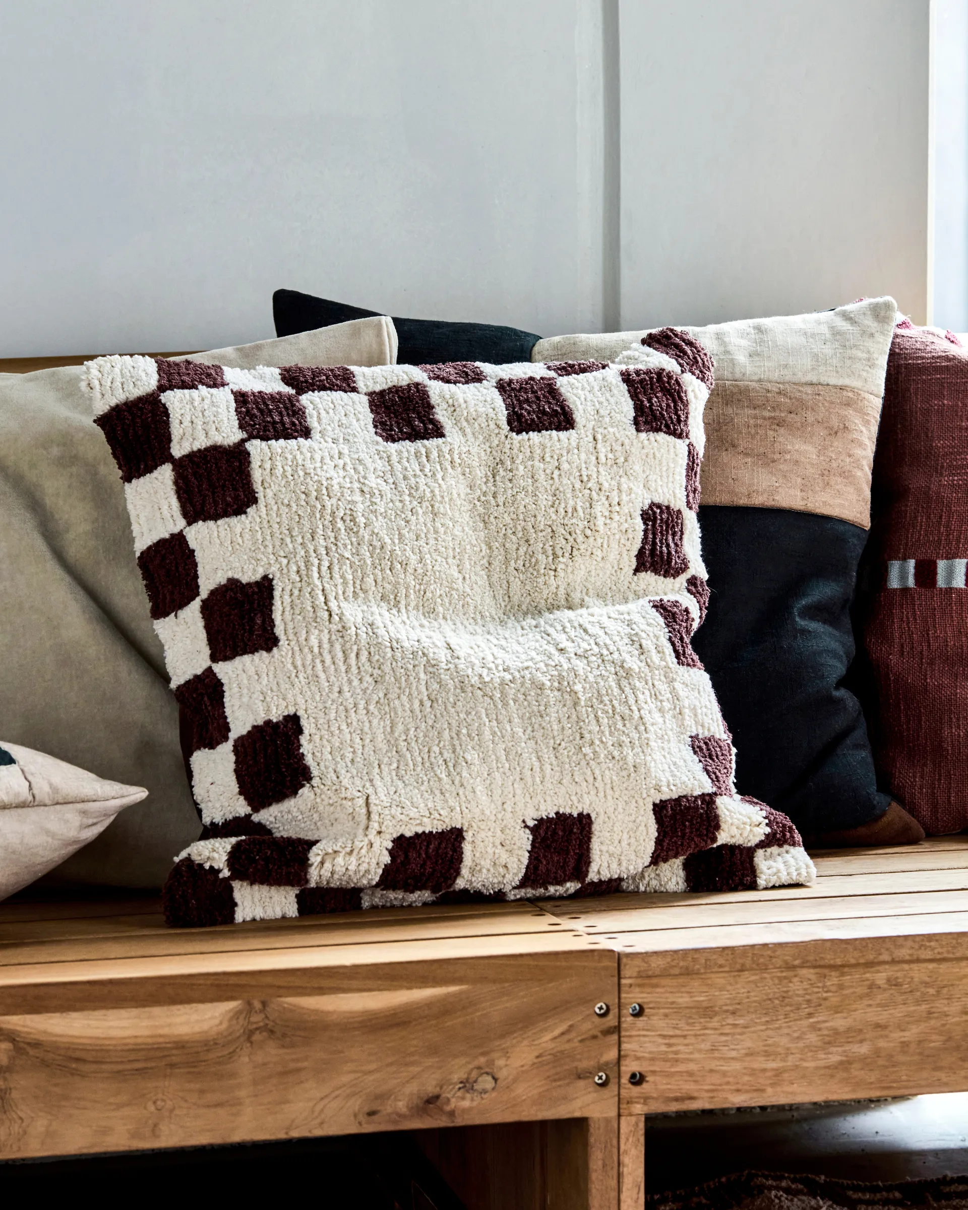 Chess pudebetræk, Brun-off-white, 50 x 50 cm House Doctor