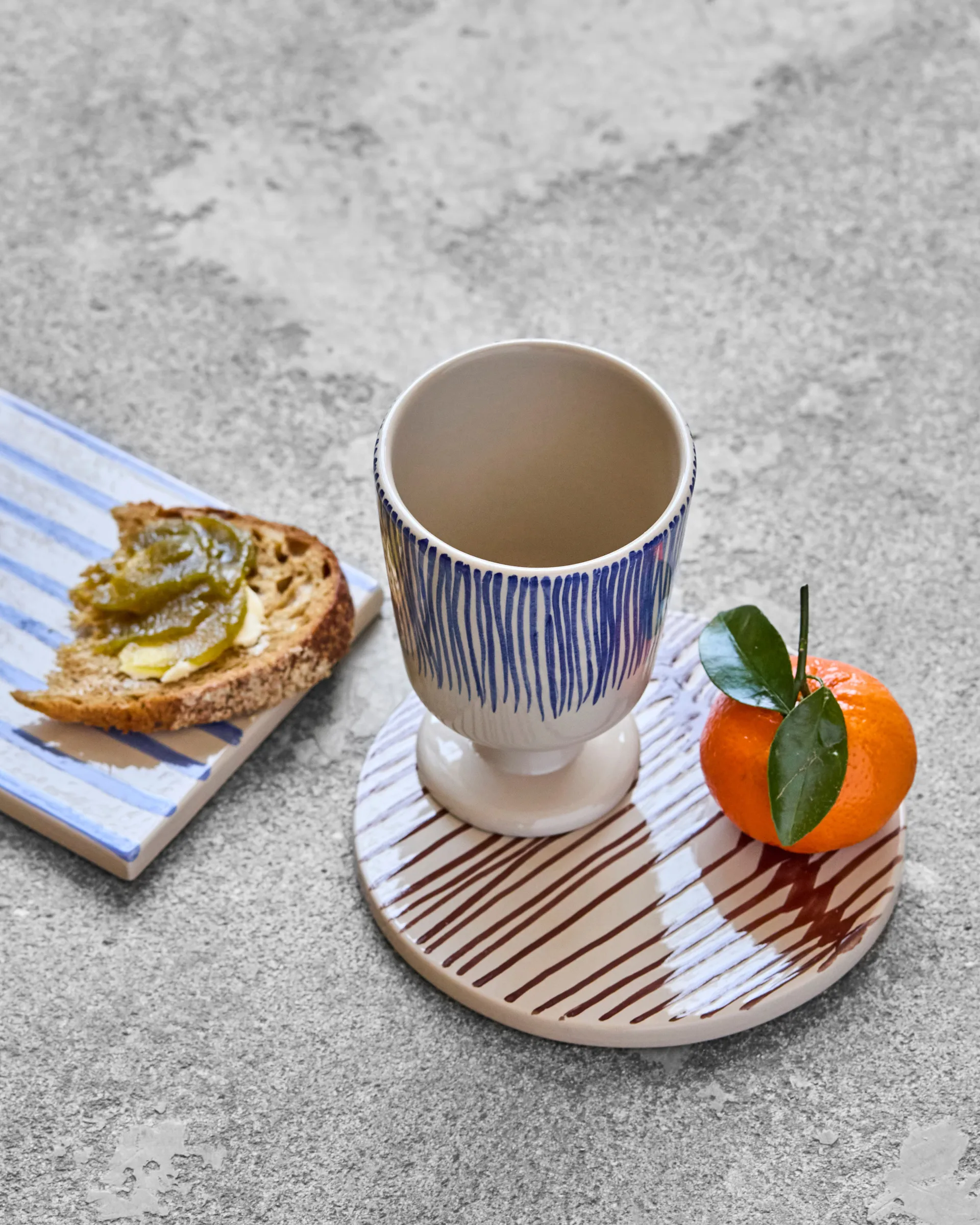 Diva krus på fod 25 cl 2 pak, Off white-Blå House Doctor