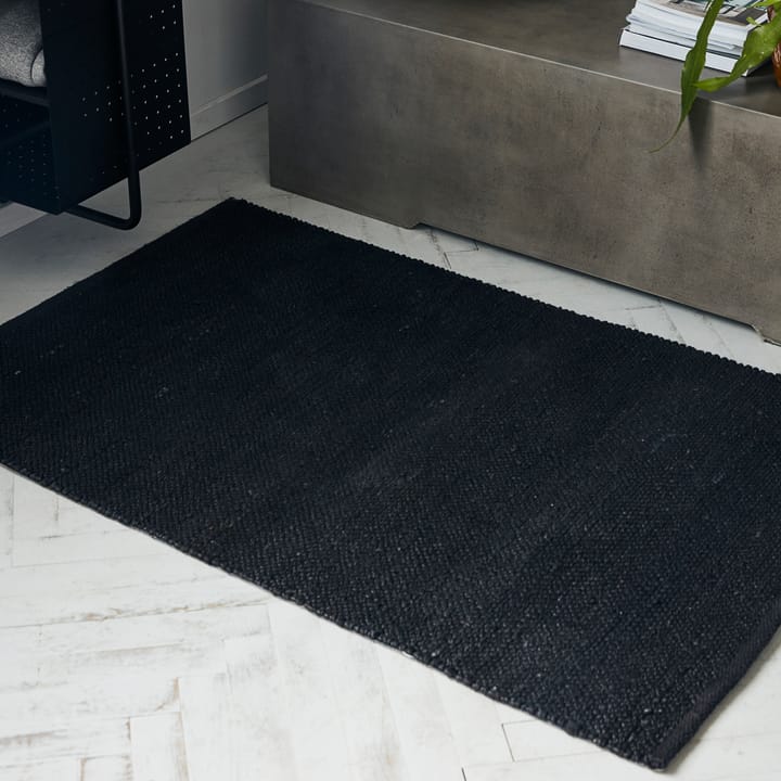 Hempi tæppe 85x130 cm - Sort - House Doctor