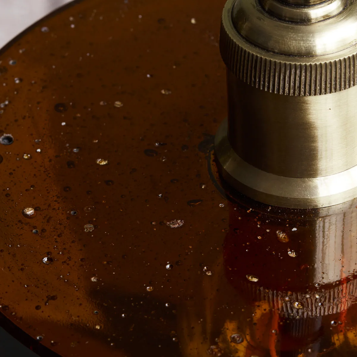 Hover pendel, Amber House Doctor