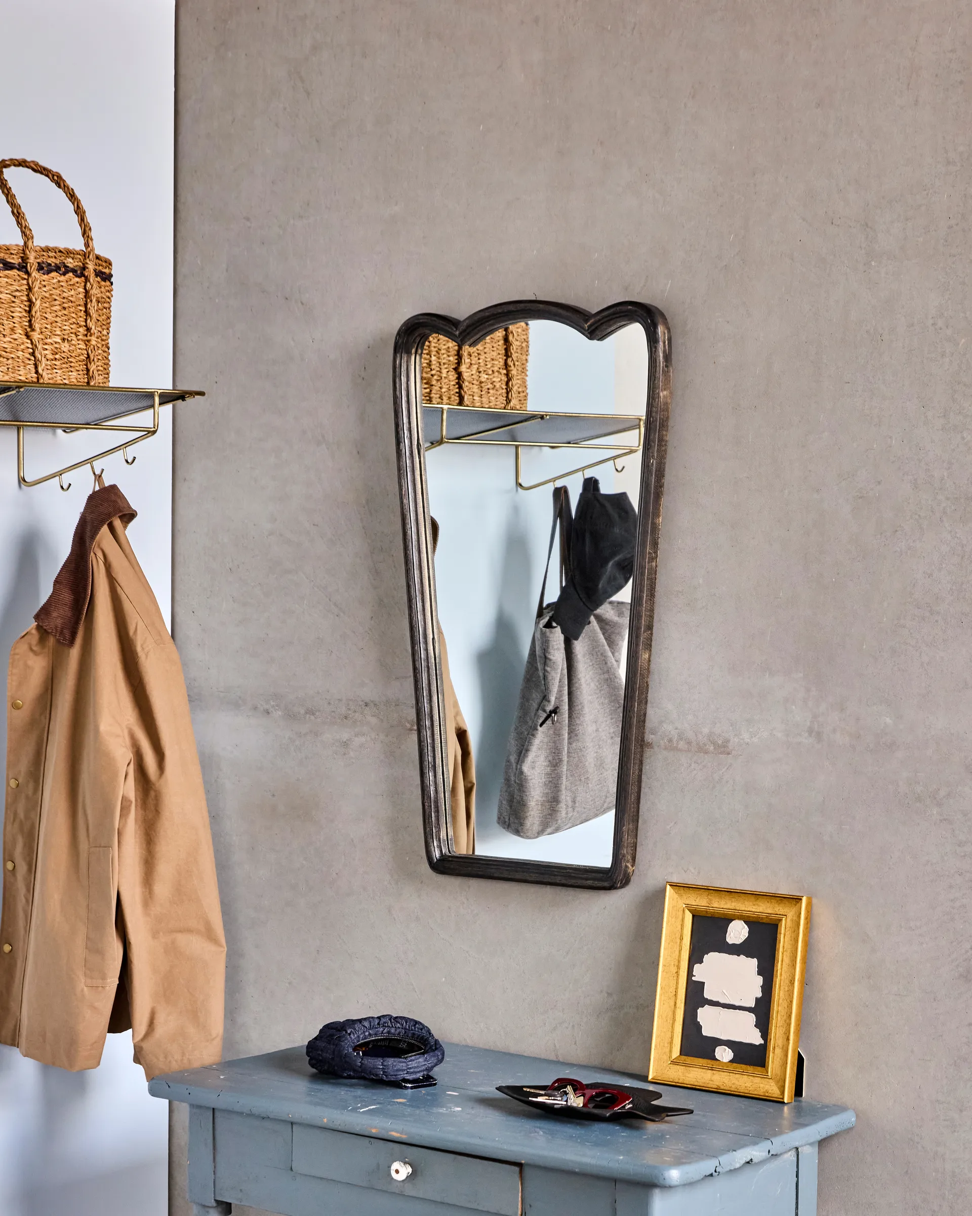 Jamp vægspejl med ram 90 cm, Sort House Doctor