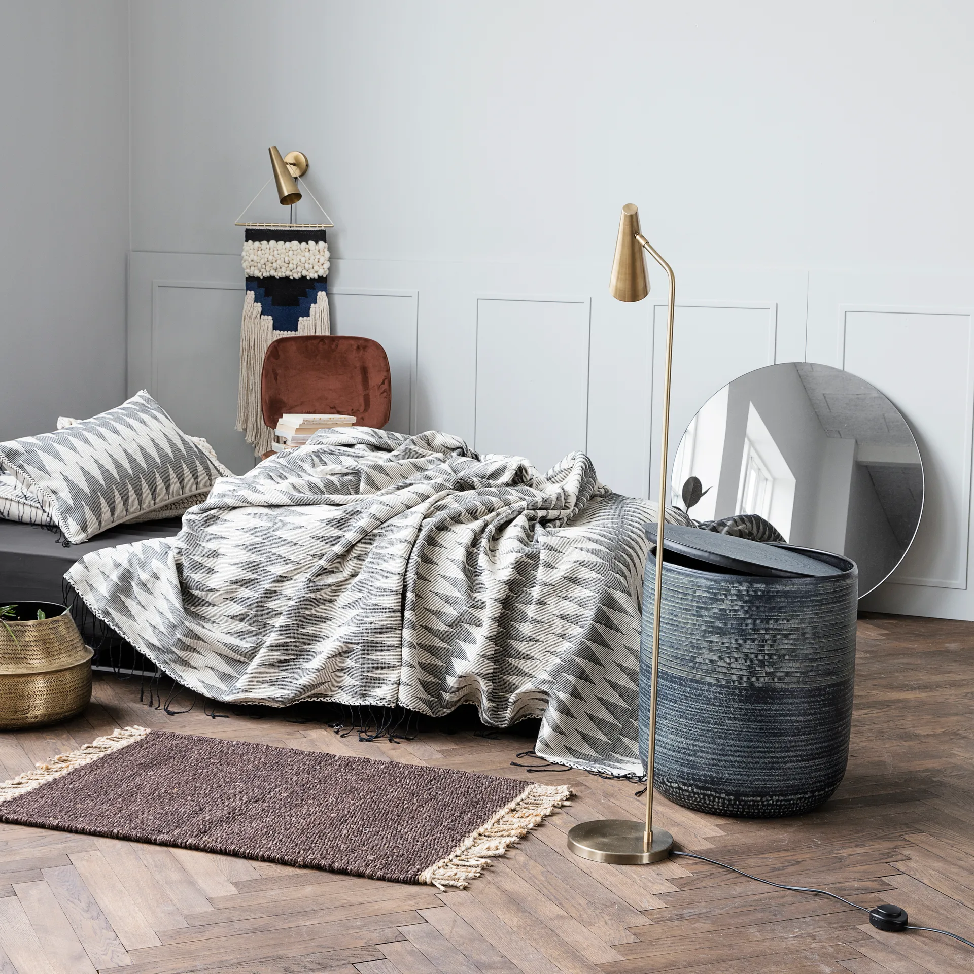 Precise gulvlampe, messing House Doctor