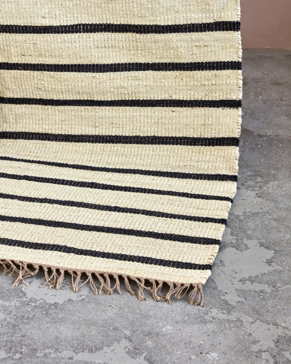 Sima tæppe 180x180 cm, Sort-natur House Doctor