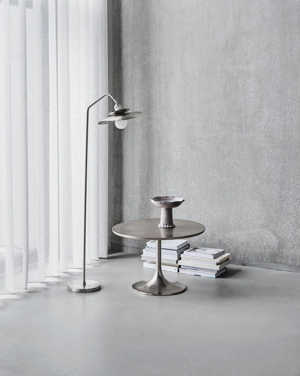 Stand gulvlampe, Børstet sølvfarve, 129,5 cm House Doctor