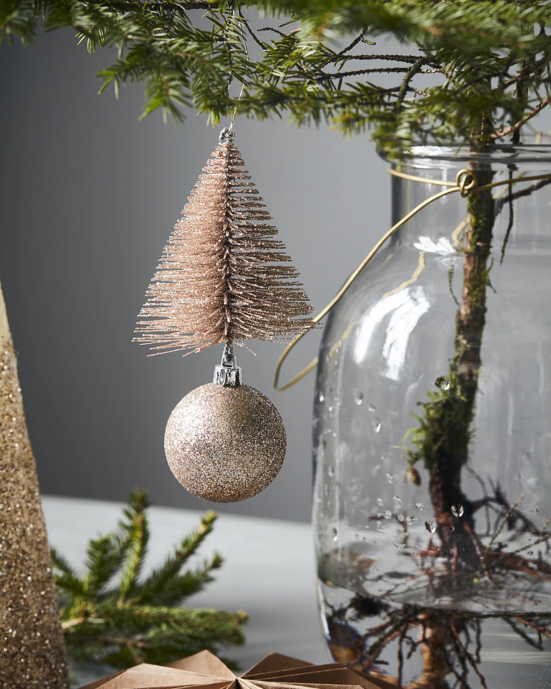 Tree & bell juleophæng 15 cm, Sand House Doctor