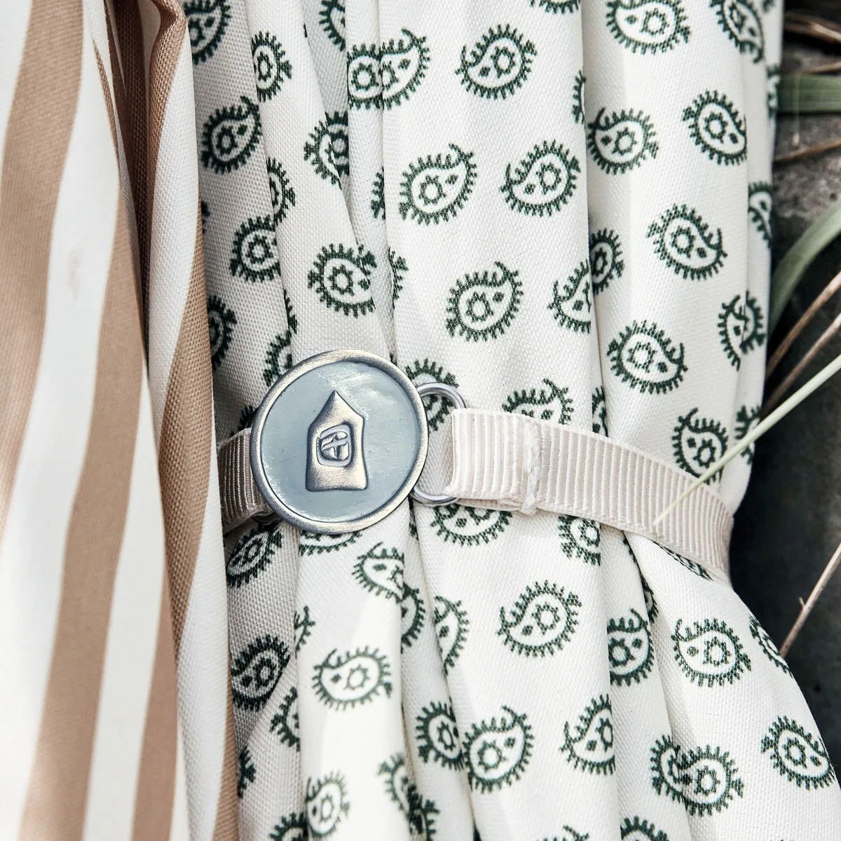 Umbra parasol Ø200 cm, Grøn-beige House Doctor