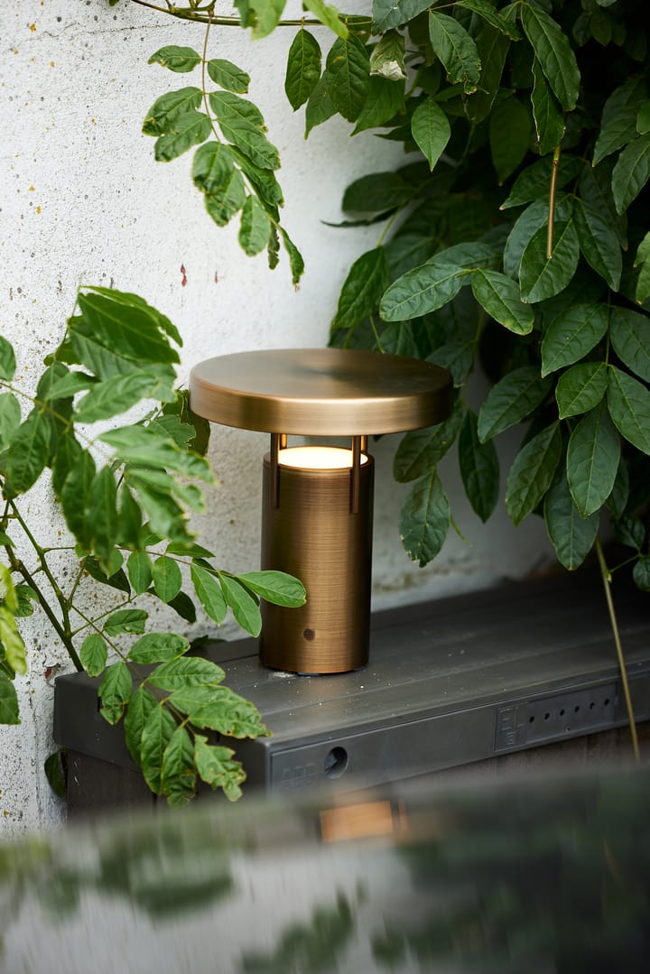 BringMe mini bærbar bordlampe, Burnished brass Hübsch Interior