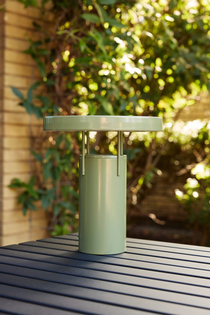 BringMe portabel bordlampe, Green Hübsch Interior