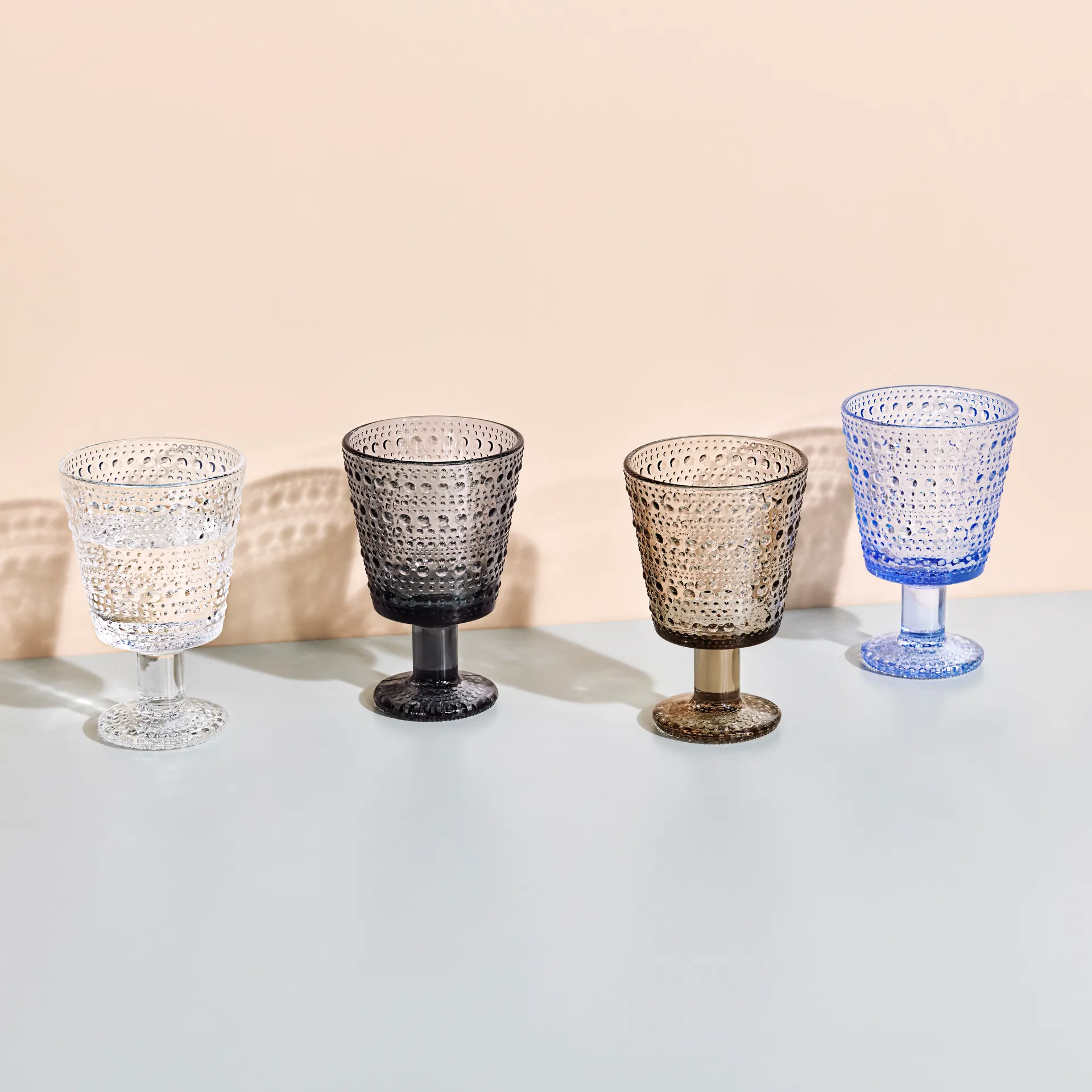Kastehelmi glas på fod 26cl 2 stk, Linne Iittala