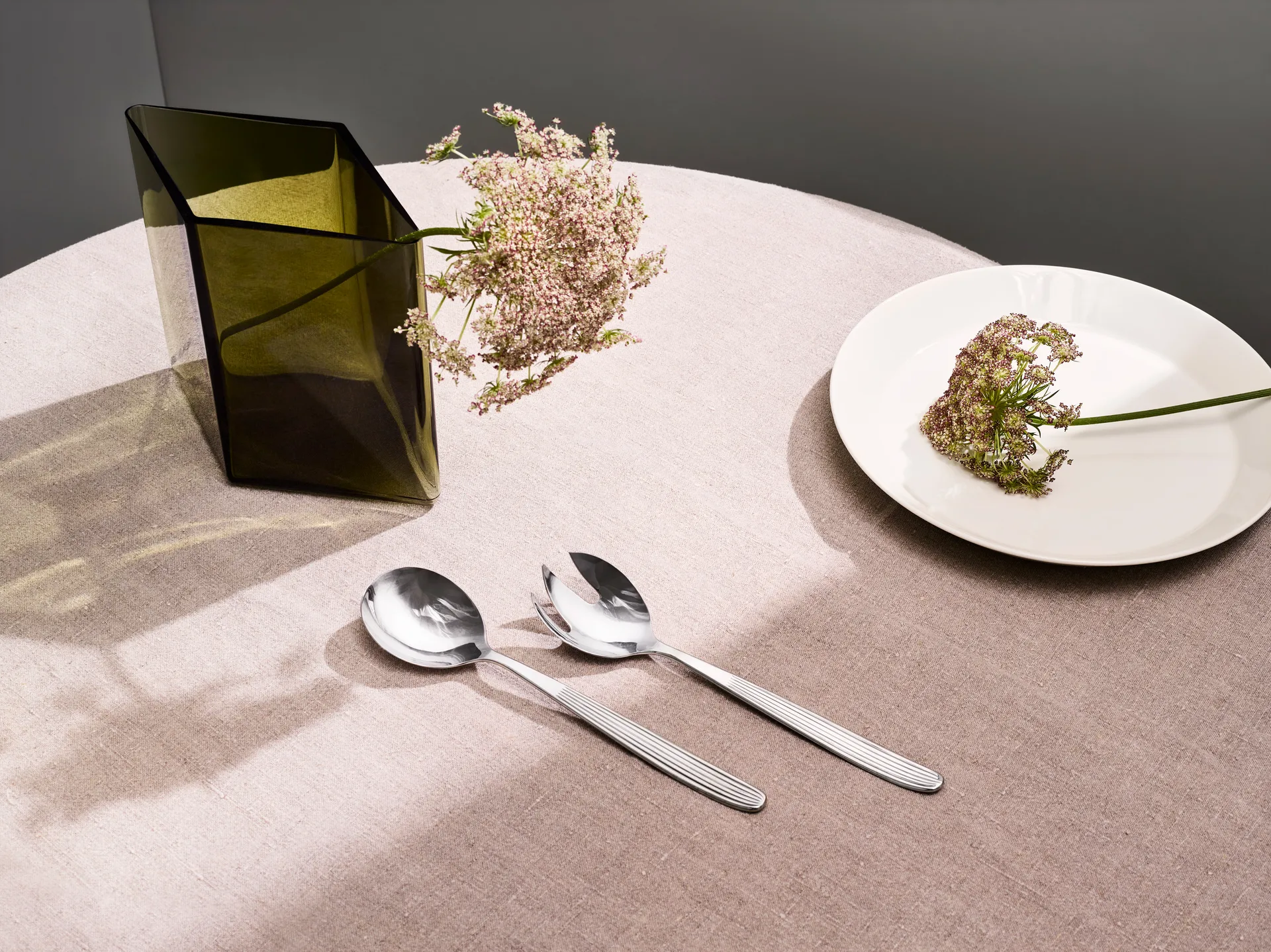 Ruutu vase 20,5 x 18 cm, mosgrøn Iittala