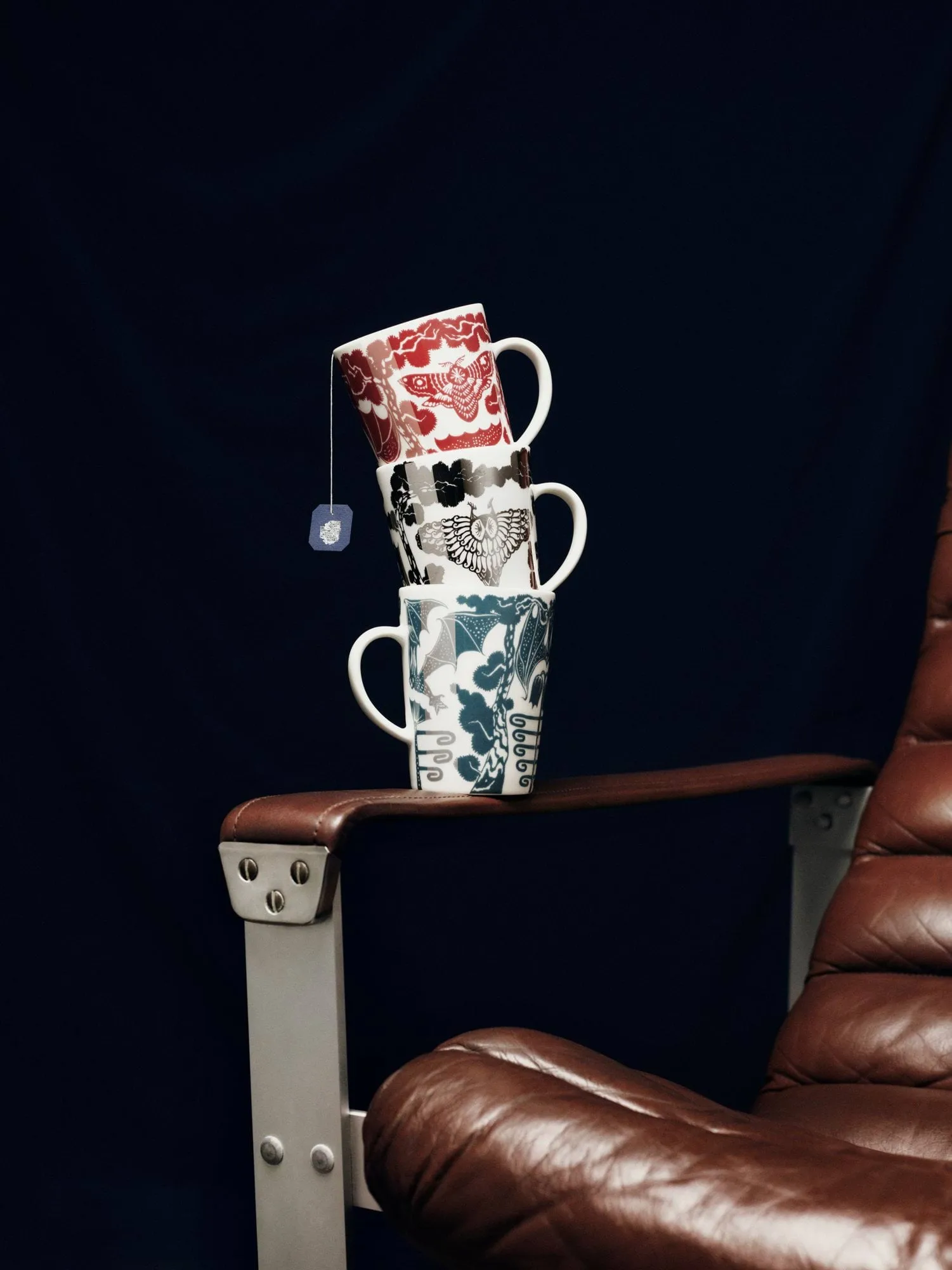 Taika krus 40 cl gaveæske, Yö stålblå Iittala