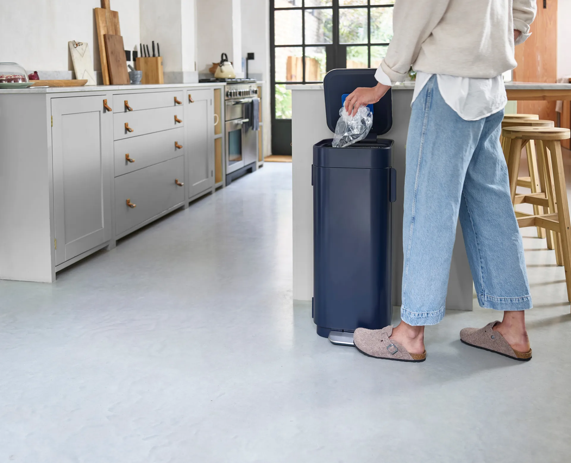 Joseph Joseph Porta pedalspand 40 L, Midnight blue Joseph Joseph