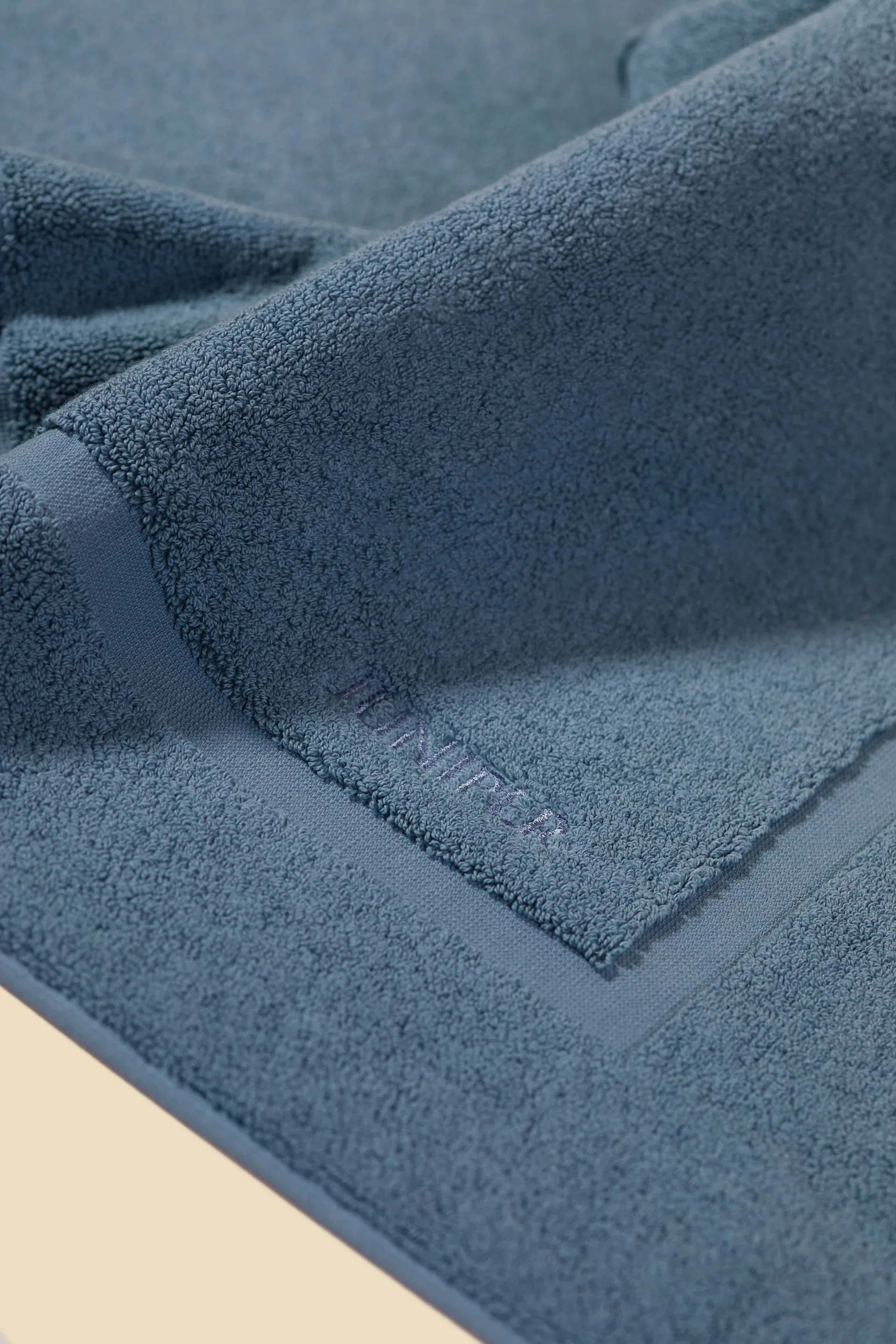 Juniper bademåtte 50x80 cm, North Sea Blue Juniper