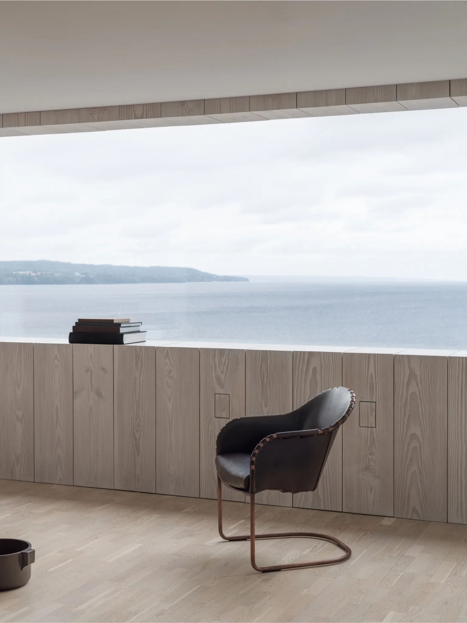 Ingo lænestol, Cigarbrun-mat krom Källemo