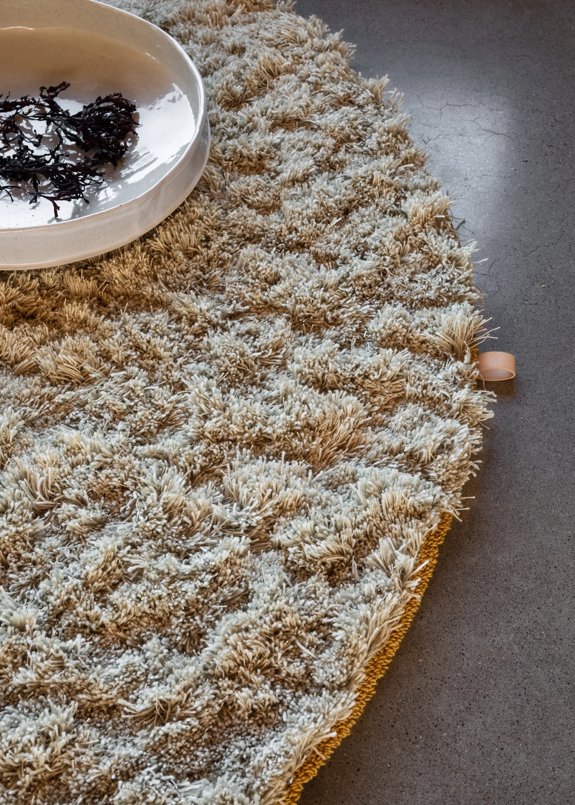 Ålegraes tæppe, 320x400 cm, Kalk 881 Kasthall