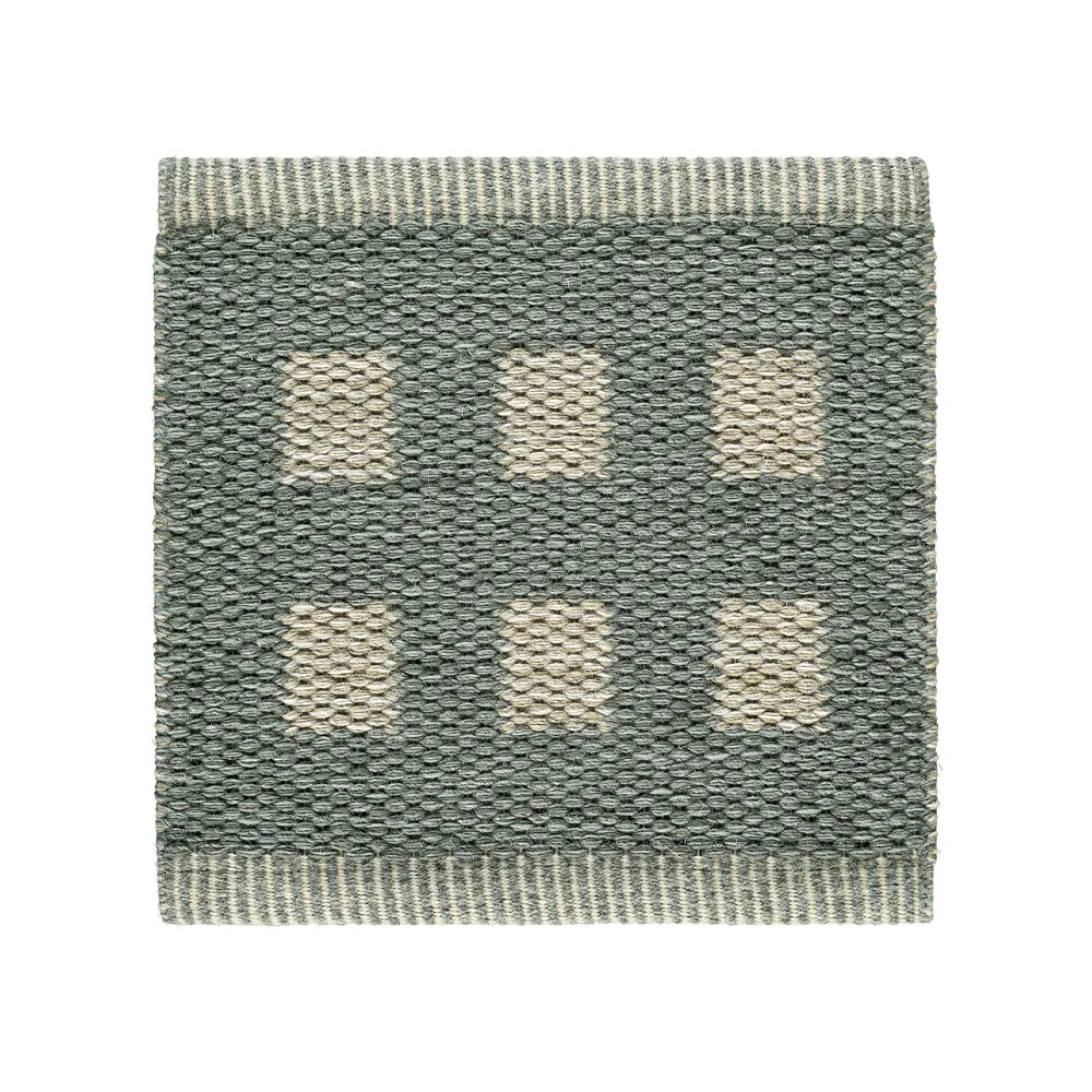 Sugar Cube Icon tæppe, Slate blue 588 195x300 cm Kasthall