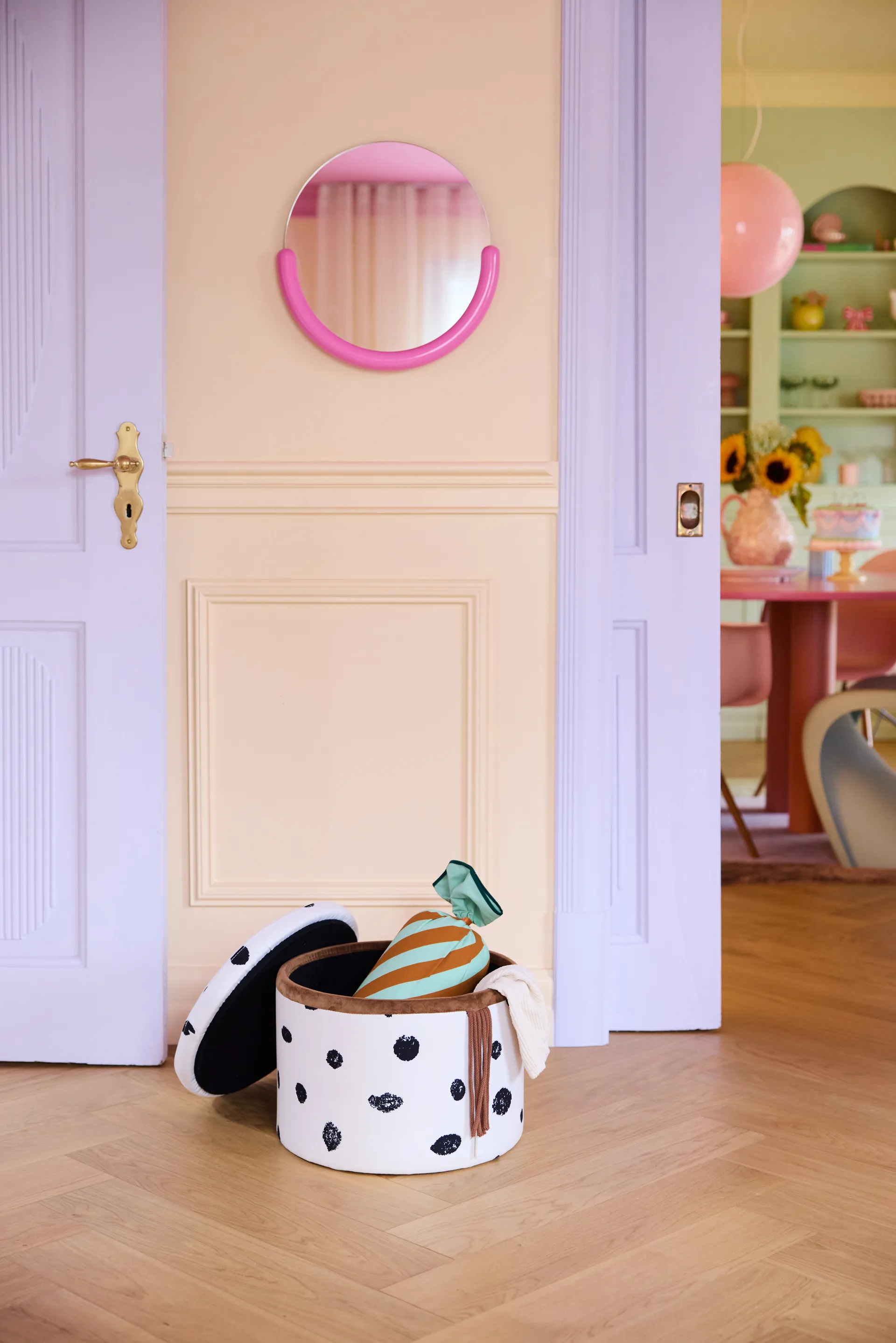 Pippi puf med opbevaring Ø40x30,5 cm, Flerfarvet Kid's Concept