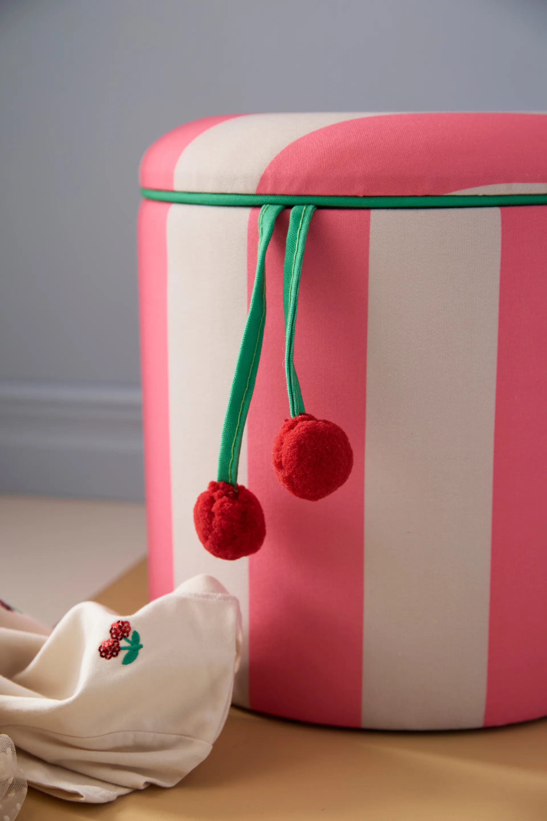 Puf cylinder med opbevaring, Lyserød, Ø40 x 30,5 cm Kid's Concept