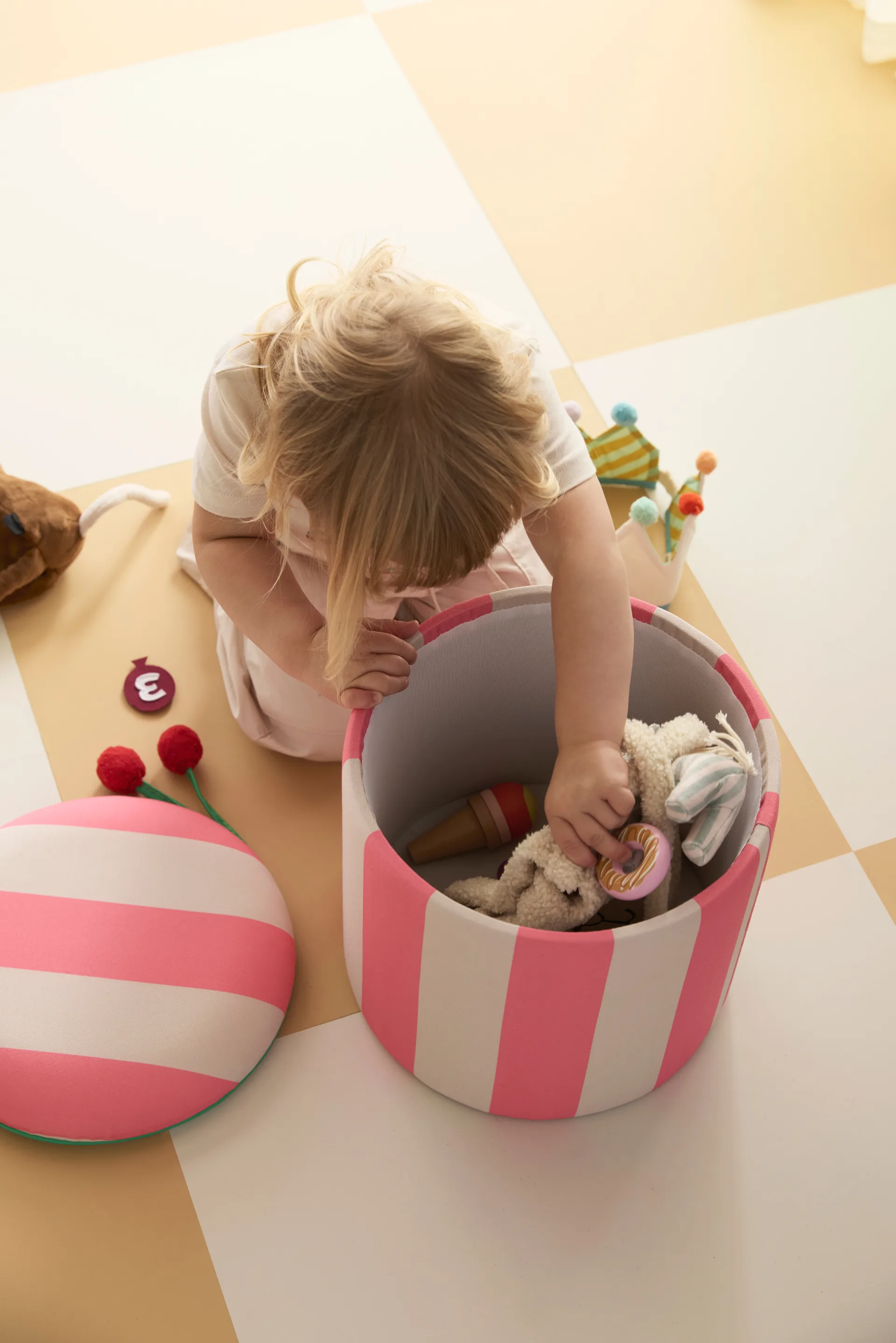 Puf cylinder med opbevaring, Lyserød, Ø40 x 30,5 cm Kid's Concept