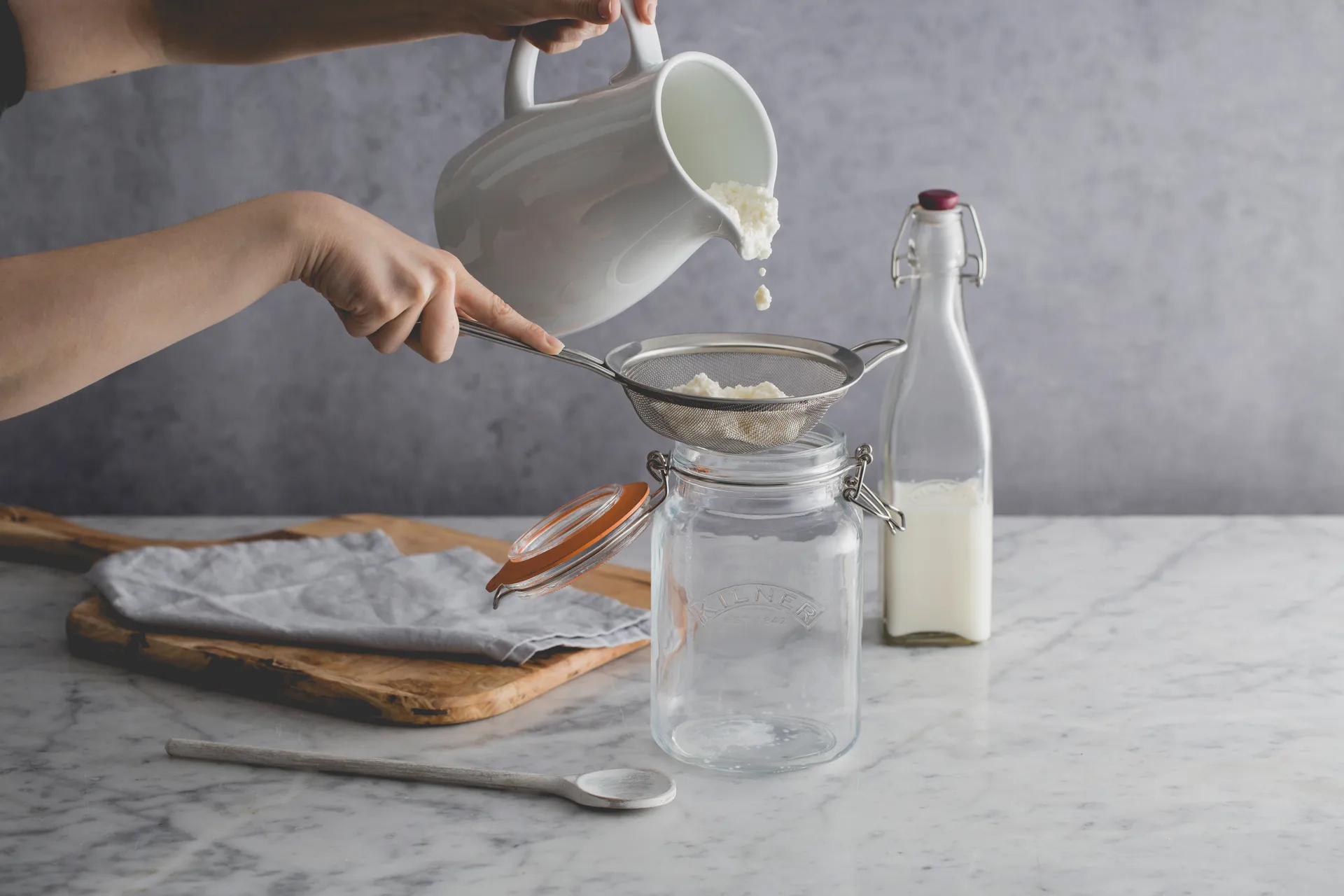Kilner sylteglas firkantet med bøjle, Klar, 1,5 L Kilner