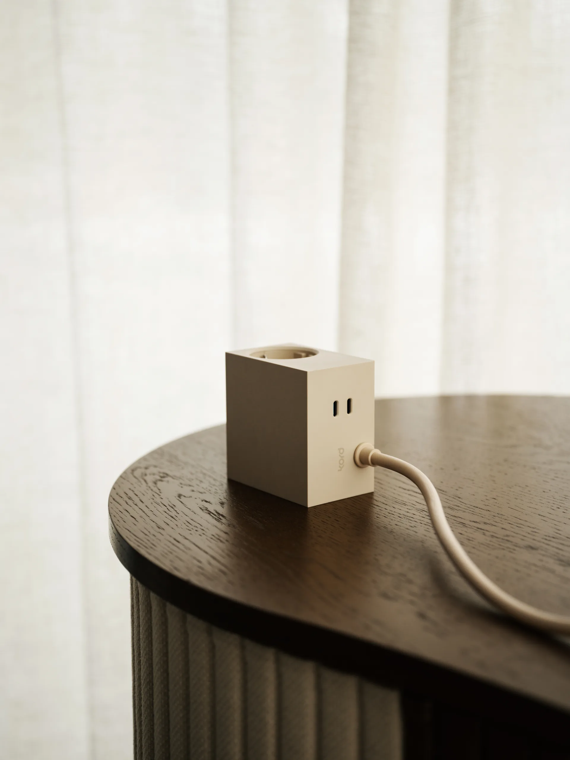 Cuboid+ stikdåse USB-C 30W 2 m, Pearled Ivory (hvid) Kord