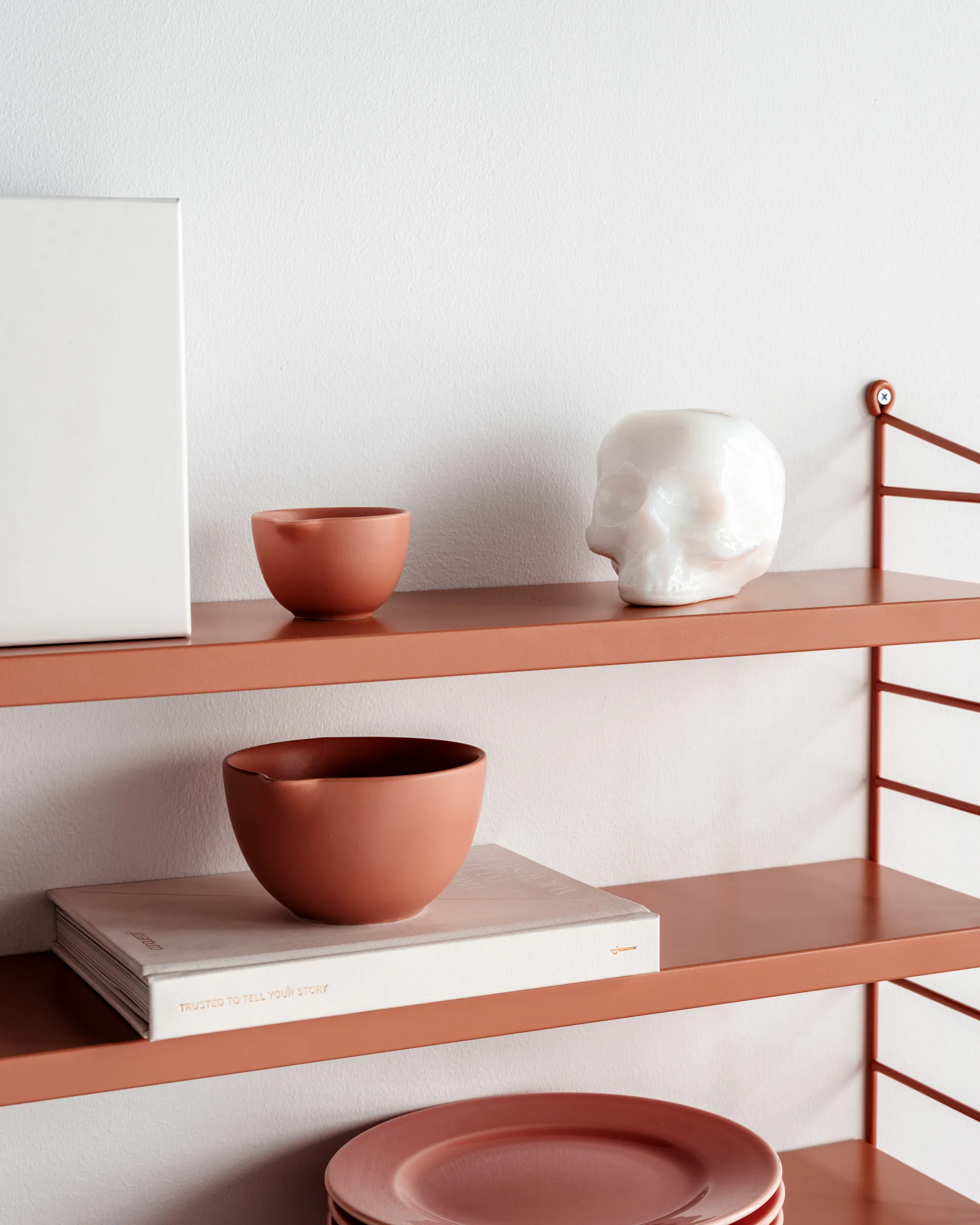 Skull lysestage 8,5 cm, Hvid Kosta Boda