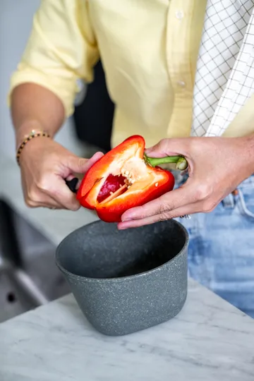 Connect skål med låg 1 L biocirkulær termoplast - Nature ask grey - Koziol