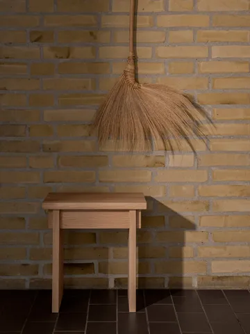 Artisan skammel 30x40 cm - Varmlakeret eg - Kristina Dam Studio