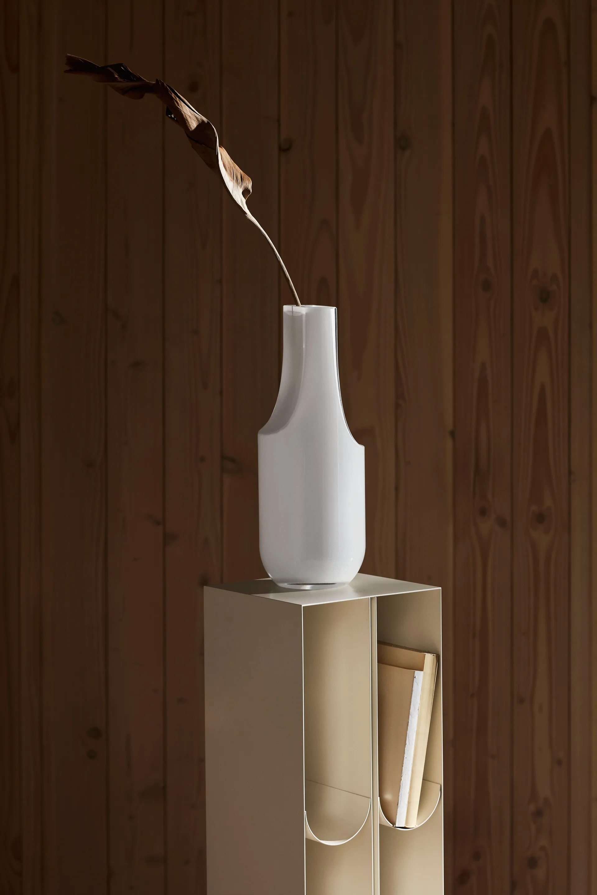 Buet piedestal, Beige Kristina Dam Studio