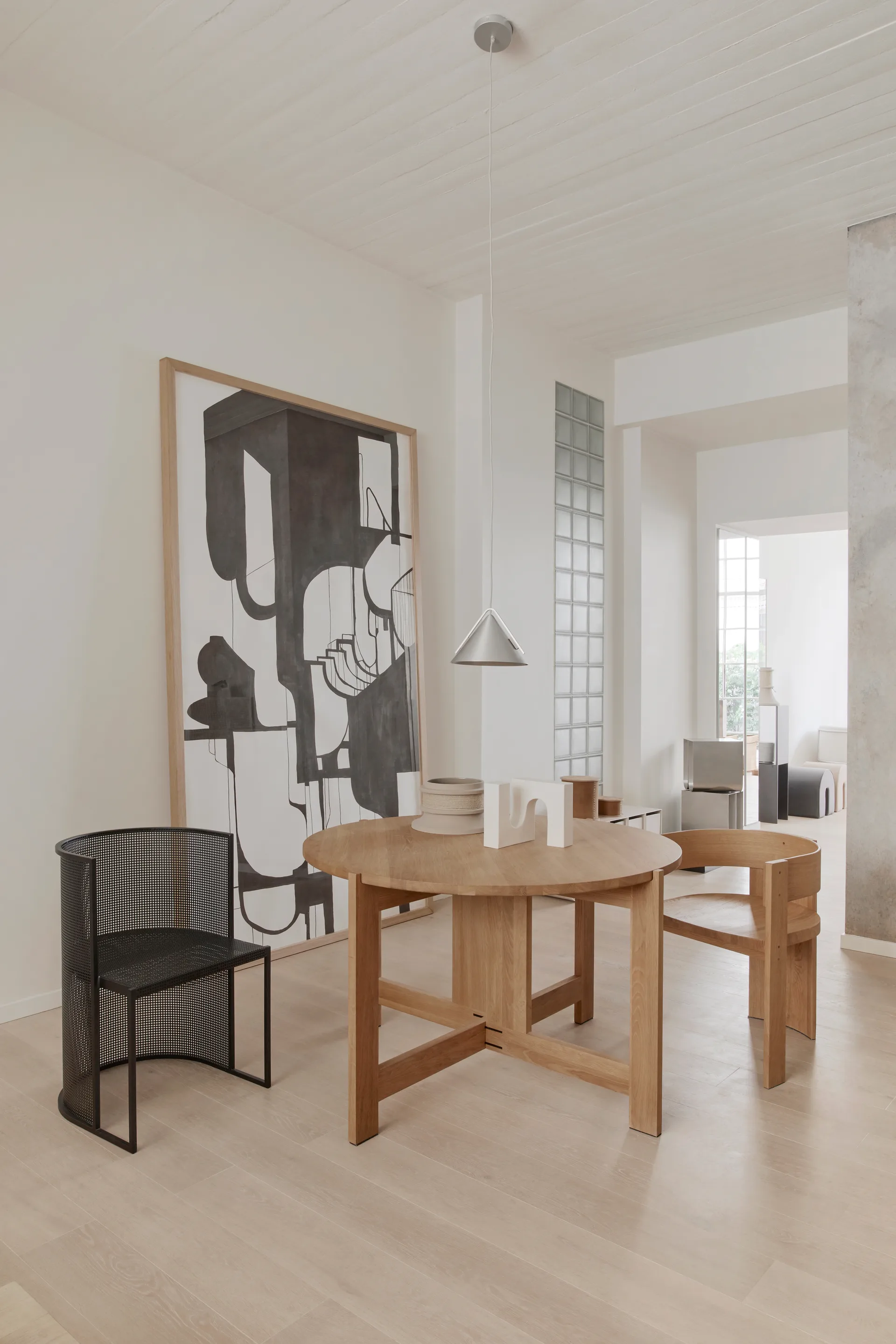 Collector stol, Varm lakeret eg-valnød Kristina Dam Studio