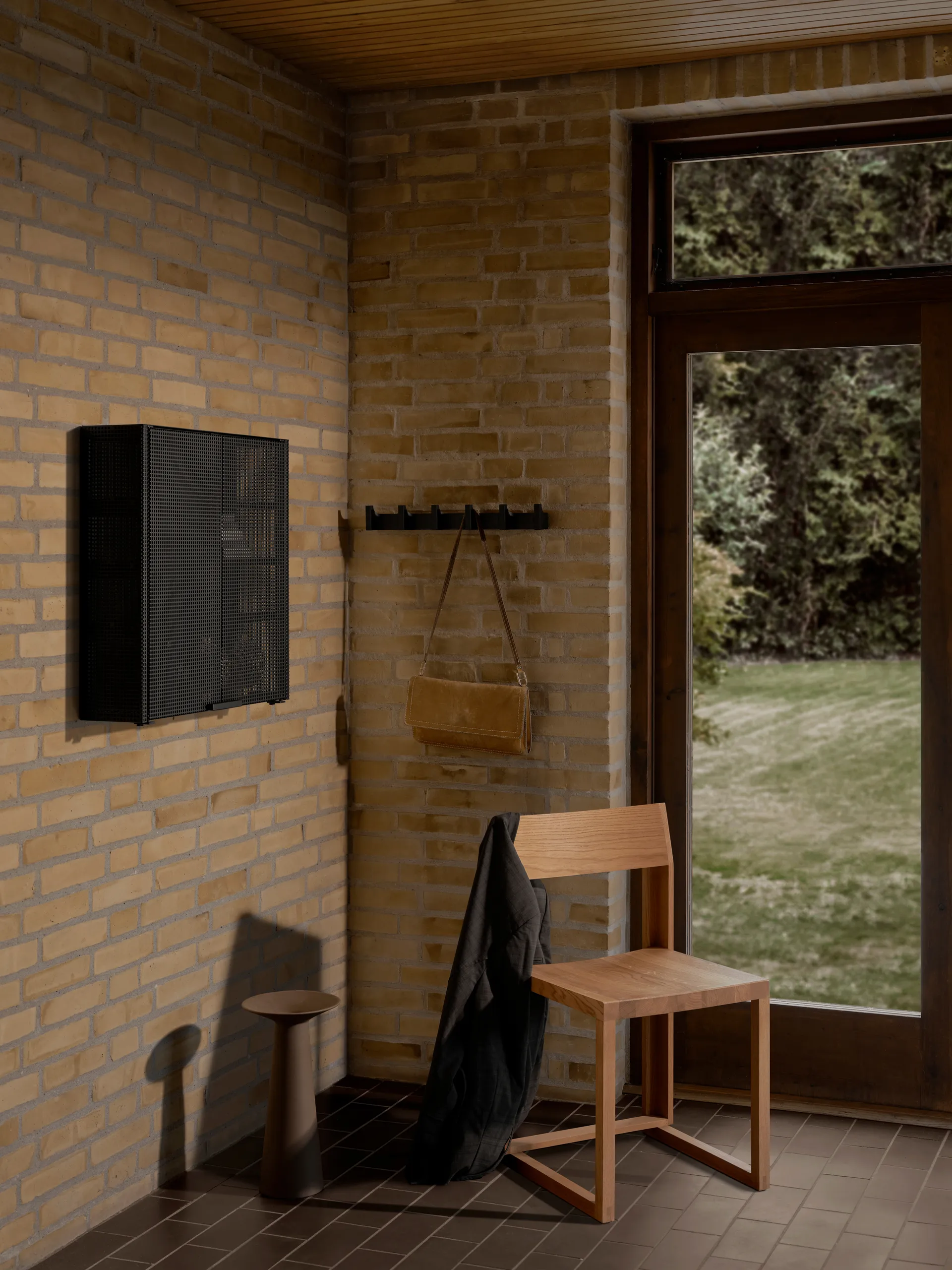 Column knagerække 49 cm, Sortlakeret eg Kristina Dam Studio