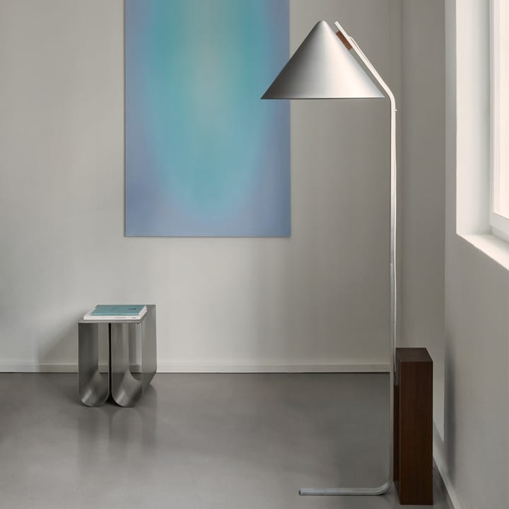 Cone gulvlampe - Aluminium børstet - Kristina Dam Studio