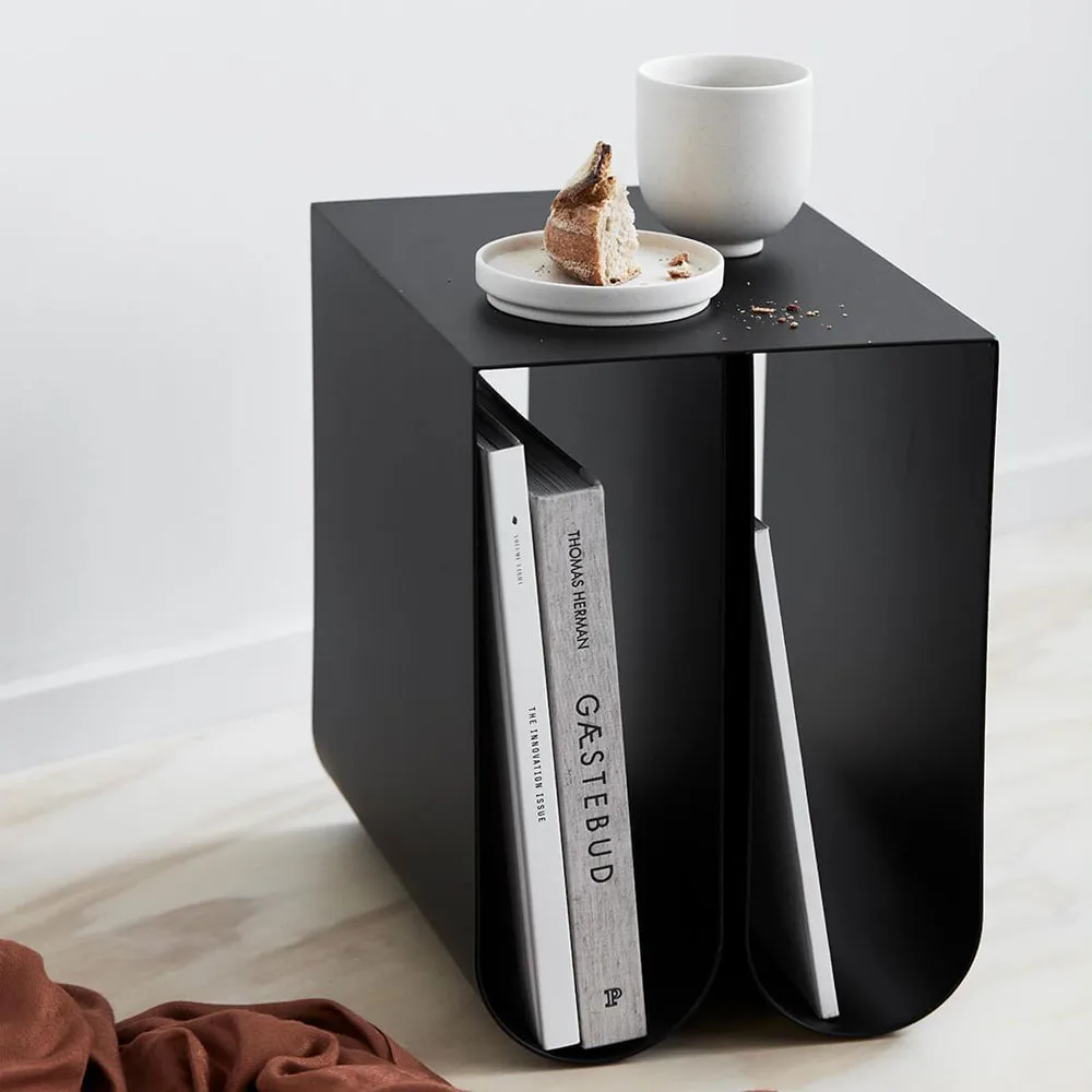 Curved sidebord, Black Kristina Dam Studio