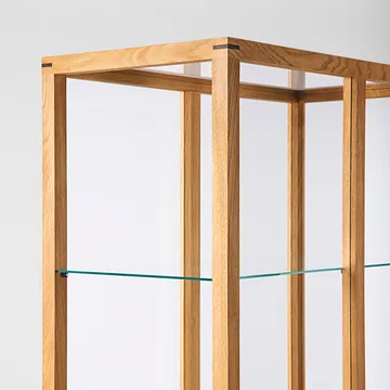 Japansk vitrineskab large - Varmolieret eg - Kristina Dam Studio