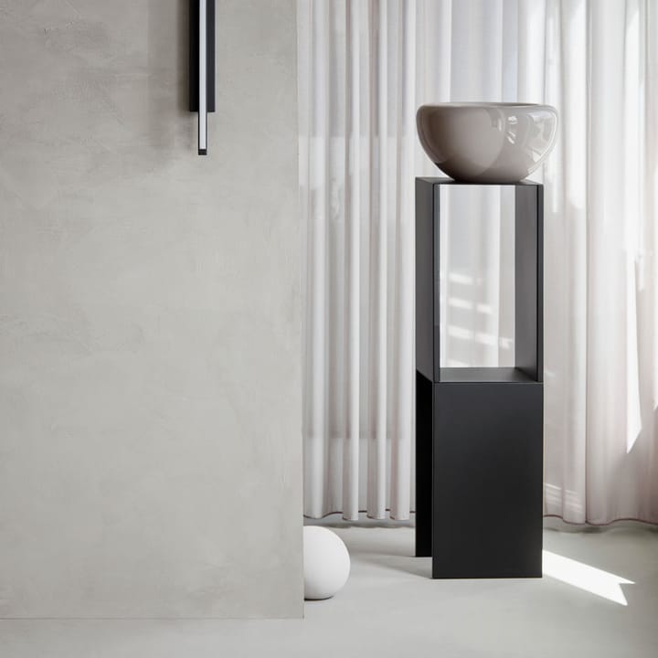 Pedestal sidebord - Black - Kristina Dam Studio