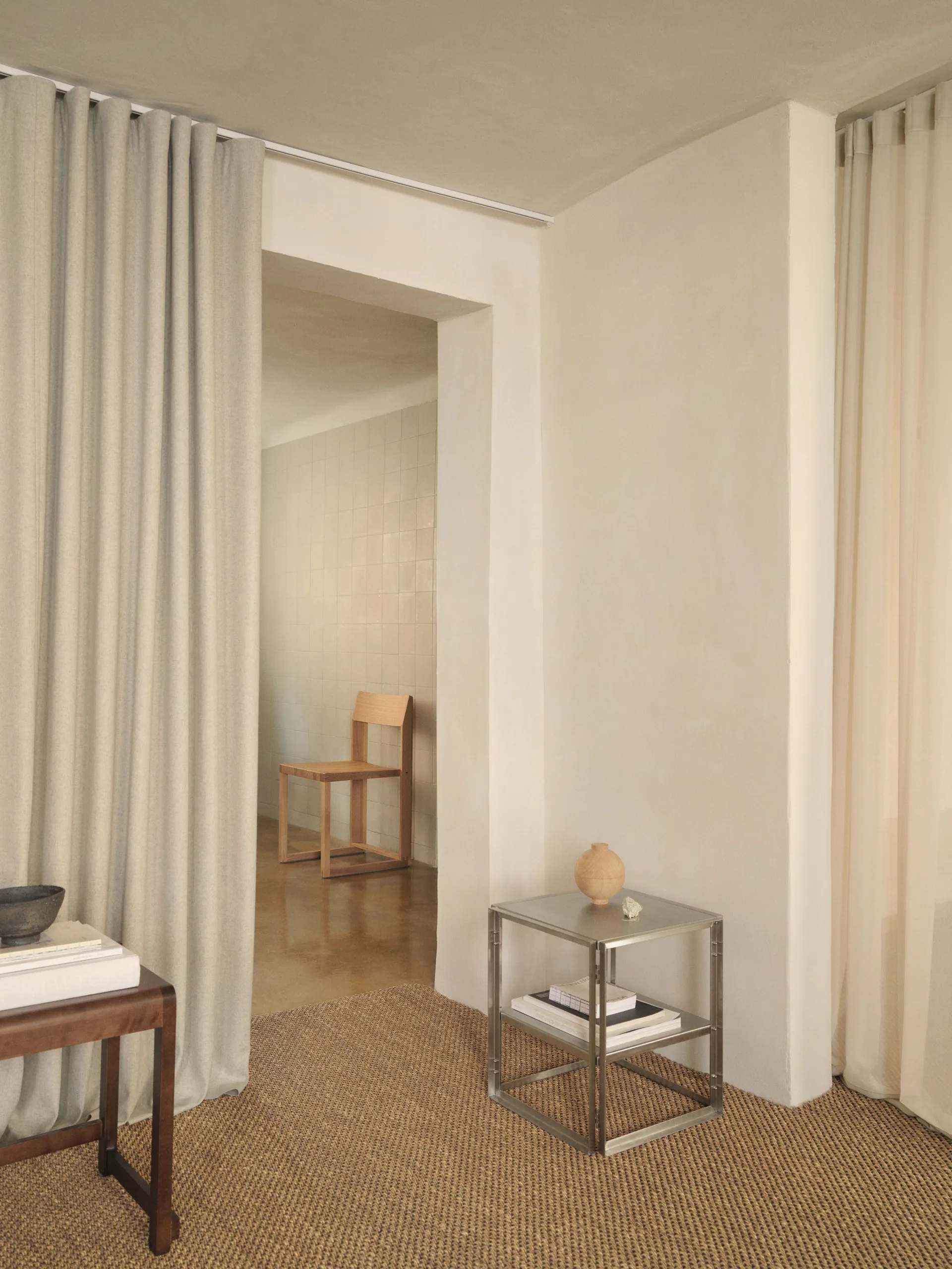 Sammenklappeligt sidebord 40x40 cm, Børstet rustfrit stål Kristina Dam Studio