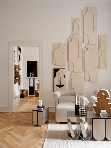 Serif Relief vægdekoration L - Off white - Kristina Dam Studio