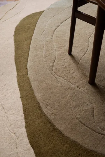 Erik Bratsberg Lozza uldtæppe - Olive, 210x270 cm - Layered