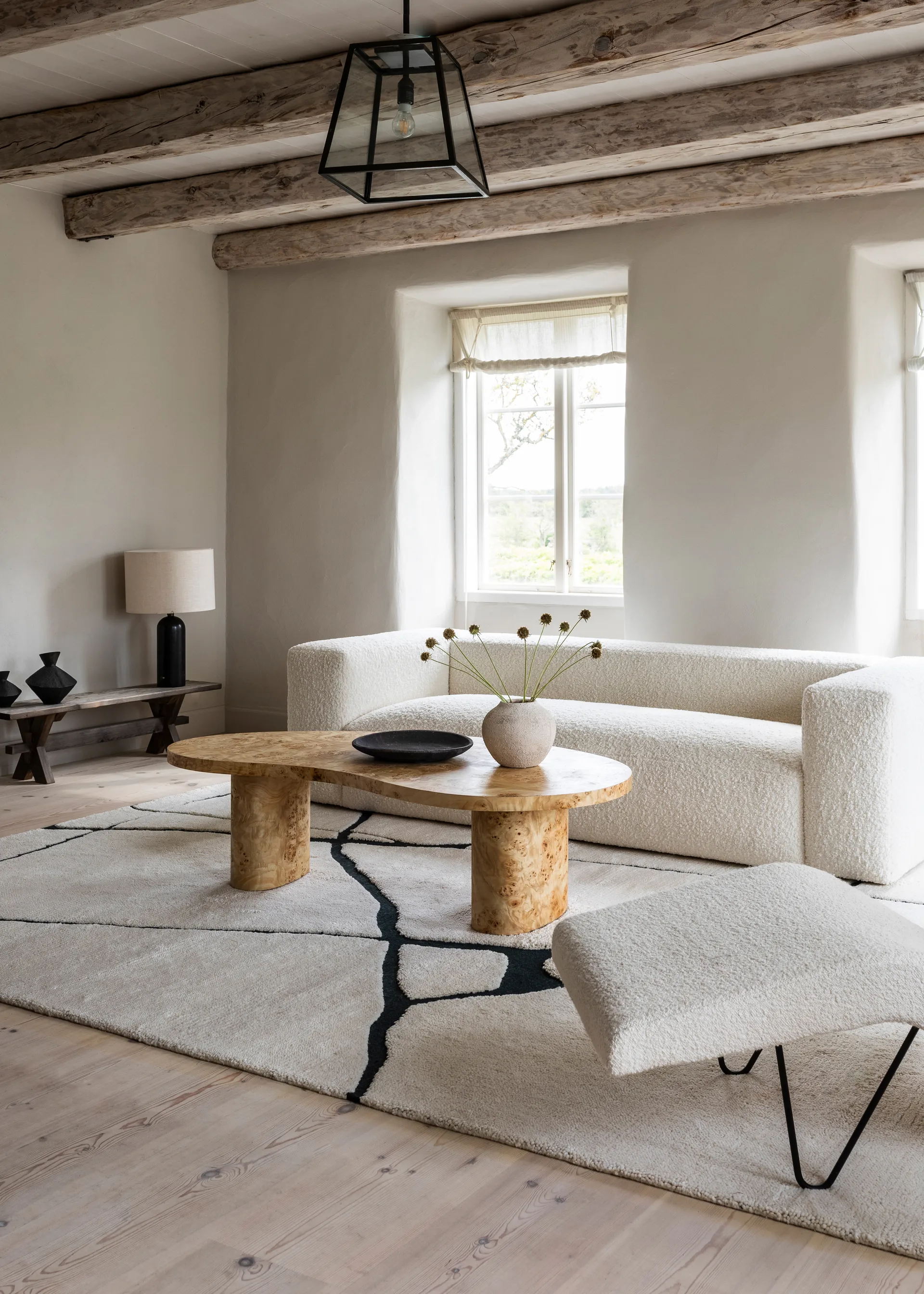 Gute uldtæppe, Black and white 180x270 cm Layered