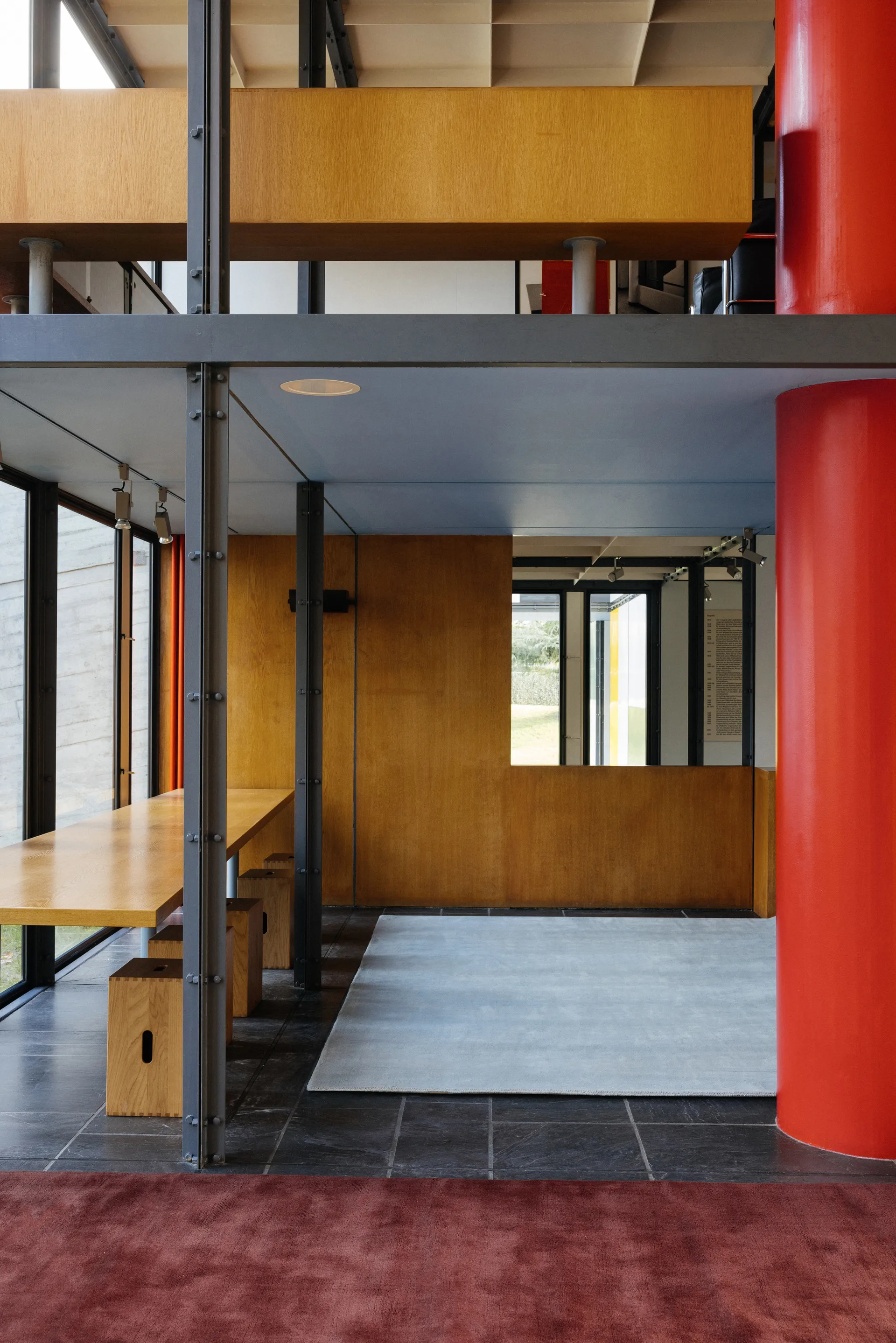 Solid Wool uldmåtte, Ruby red, 250x350 cm Layered