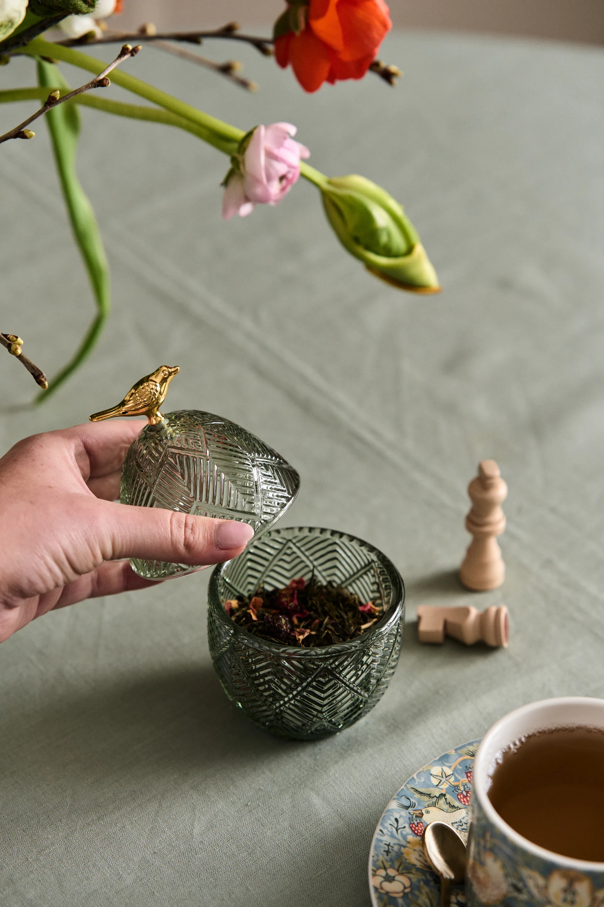 Esmia påskeæg 15 cm, Green/Light gold Lene Bjerre