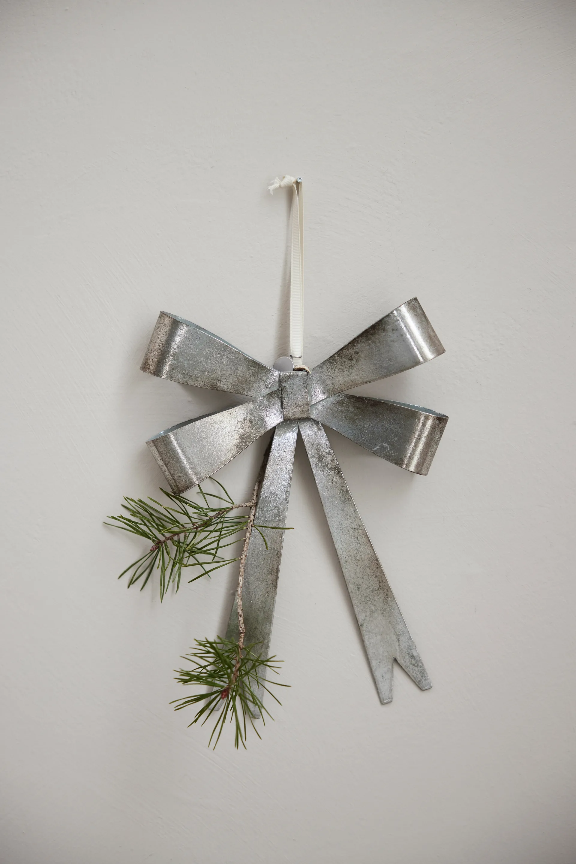 Missia sløjfe dekorationsophæng 25 cm, Sølv Lene Bjerre