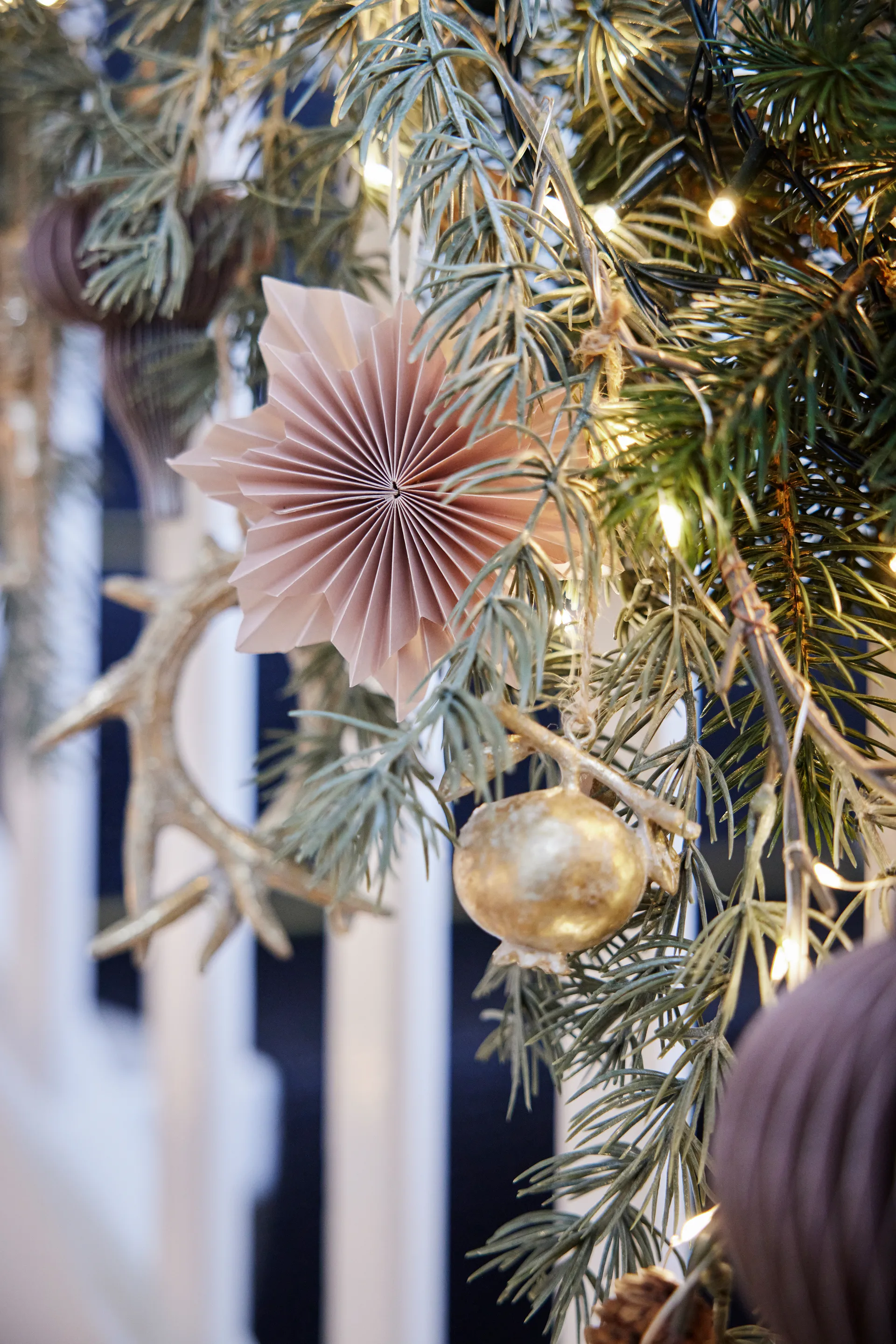 Palisa blomst dekorationsophæng 10 cm, Dark rose Lene Bjerre