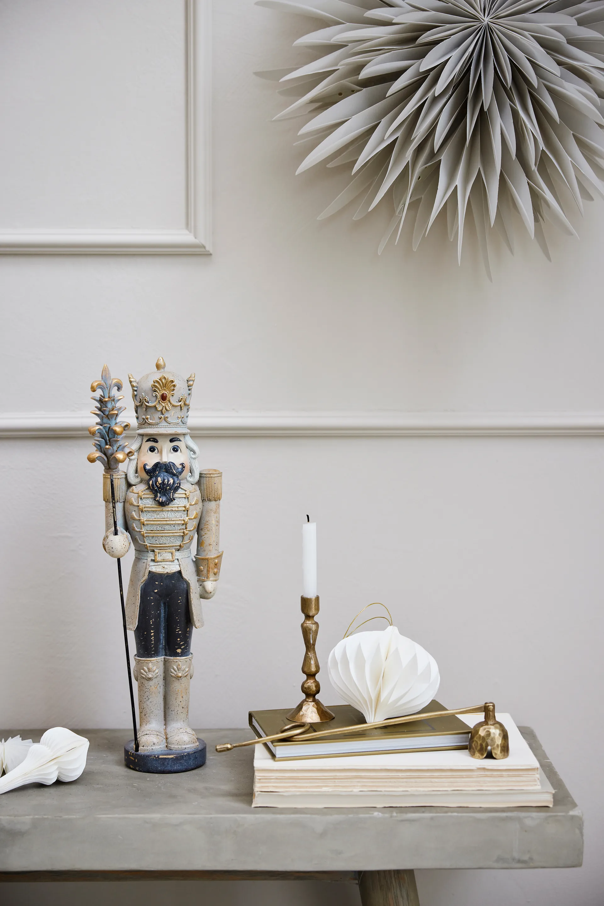 Palisia dekorationsstjerne Ø40 cm, Light grey Lene Bjerre