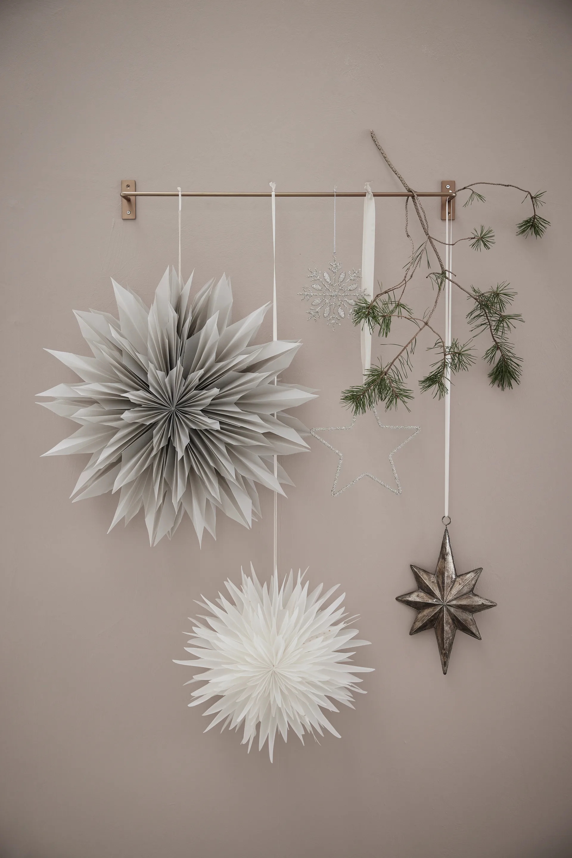 Palisia dekorationsstjerne Ø40 cm, Off White Lene Bjerre