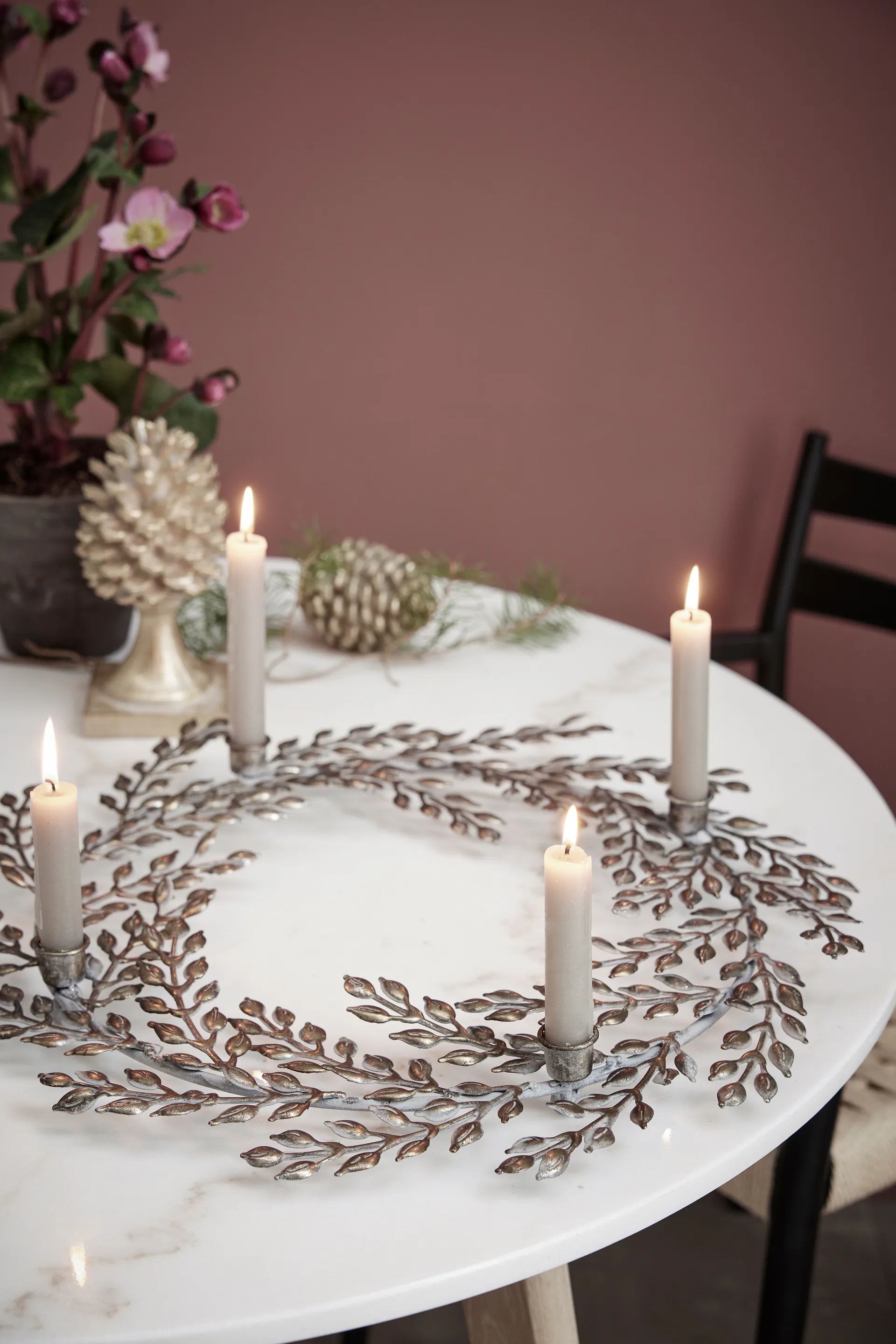 Serafina kogle dekoration 8,3 cm, Lyseguld Lene Bjerre