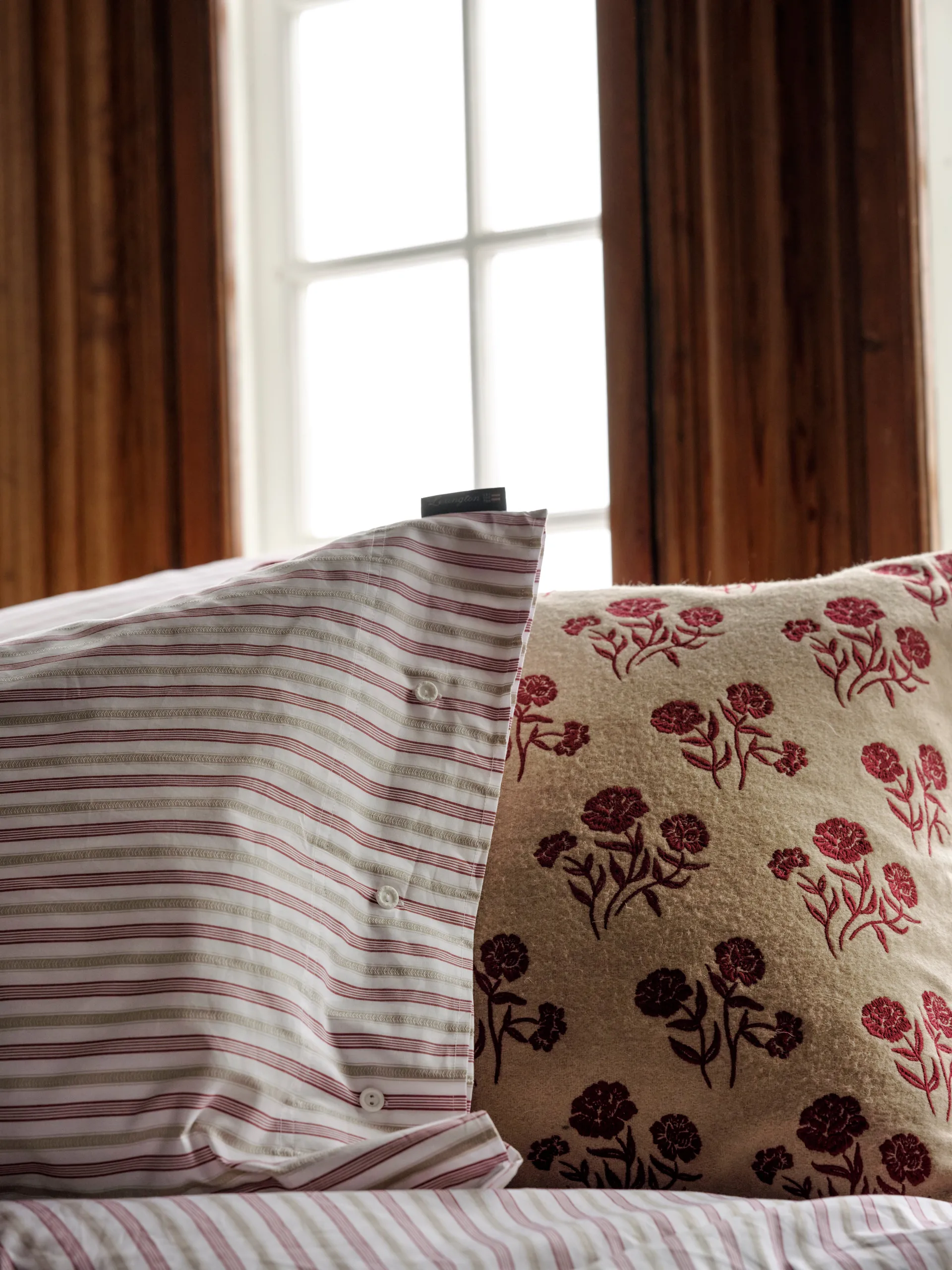 Dobby striped cotton poplin pudebetræk 50x60 cm, Rød-beige-hvid Lexington